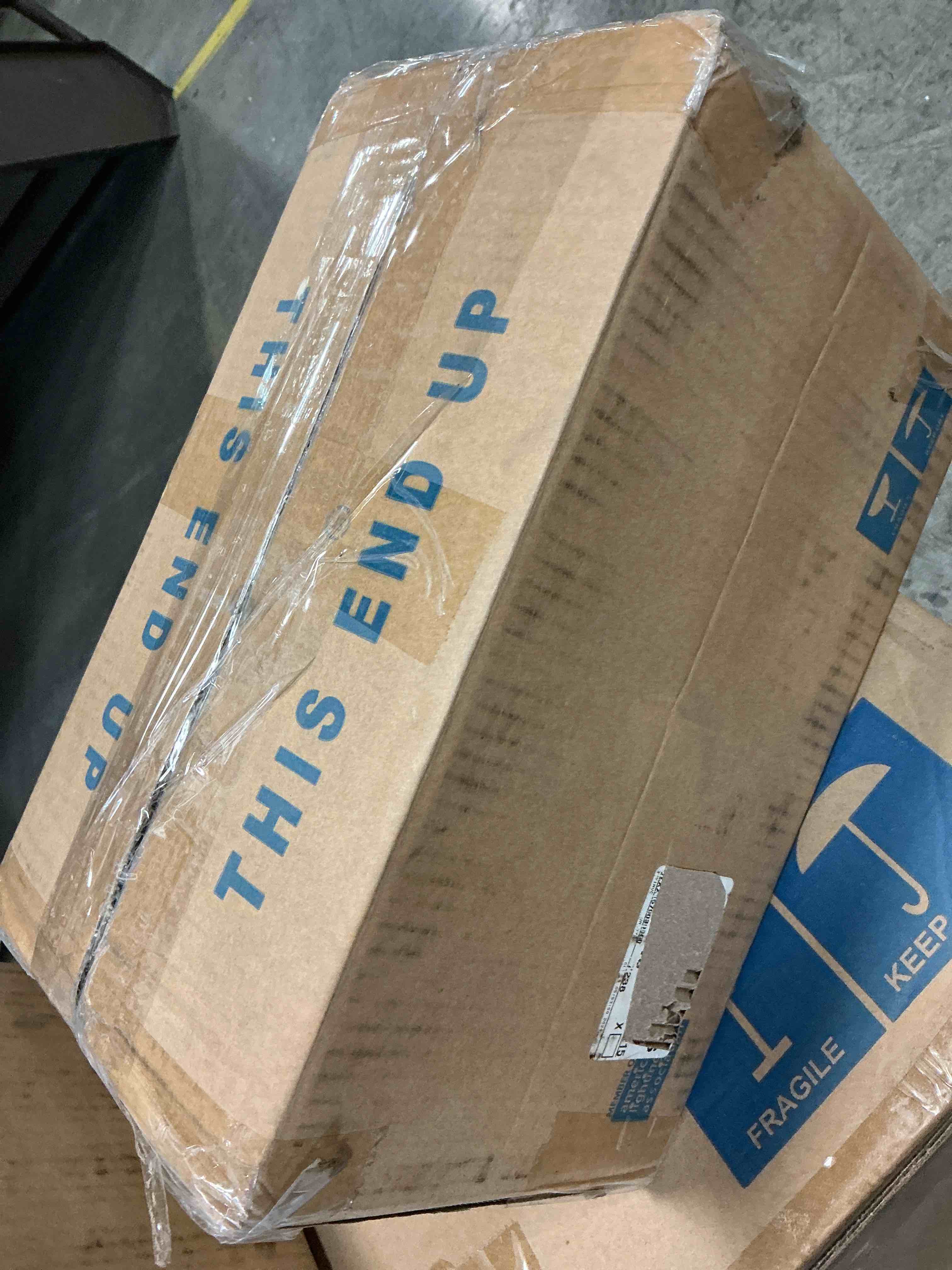 https://s3.amazonaws.com/lotting-images-prod/bidfta/TEA6089564_1775045567150.jpeg