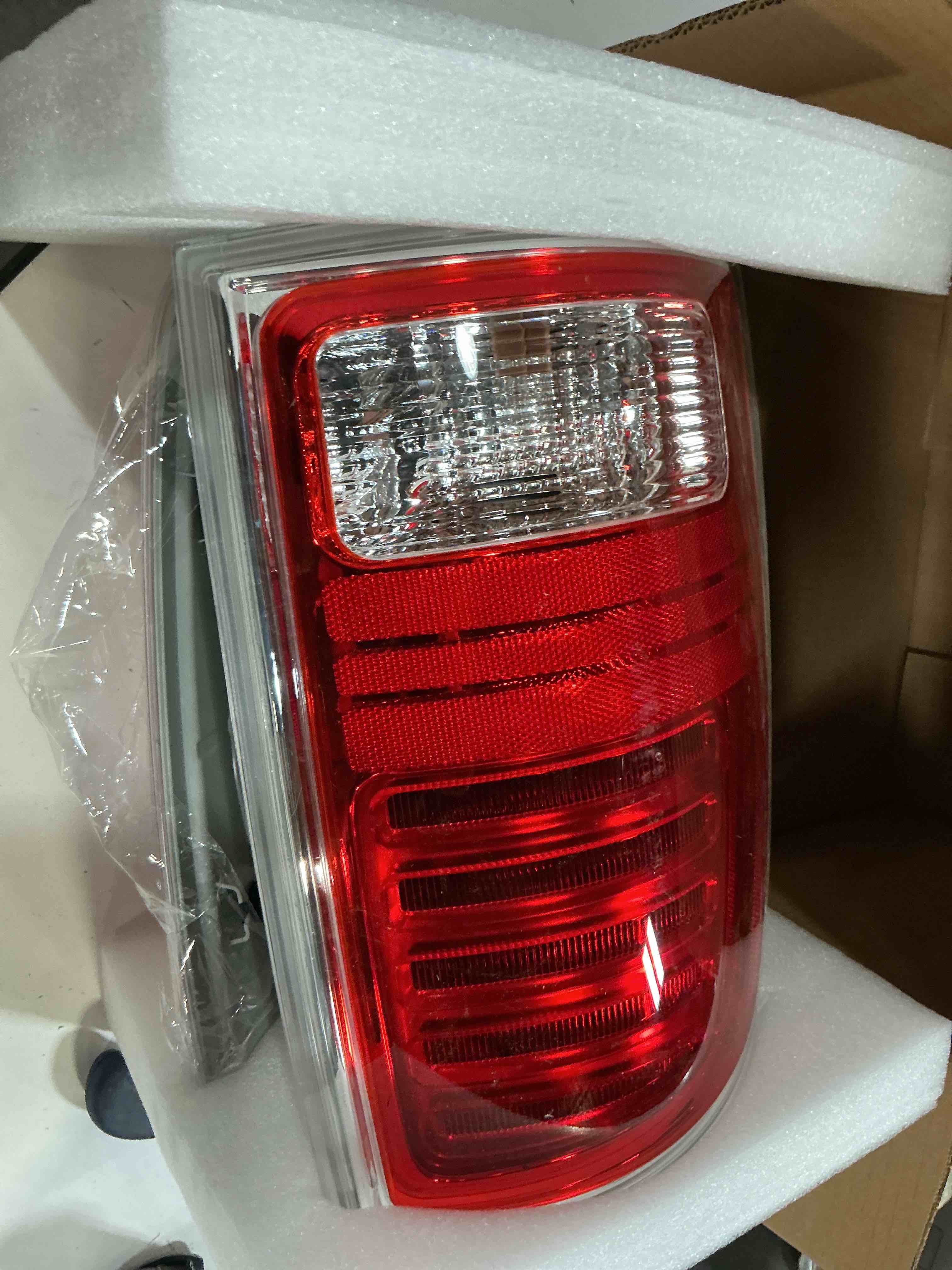 Condition photo showing Good Condition for lochnchn led tail lights compatible with dodge ram 1500 2500 3500 2013-2018 driver and passenger side taillights replace 68093078ac 68093079ac ch2800203c ch2801203c