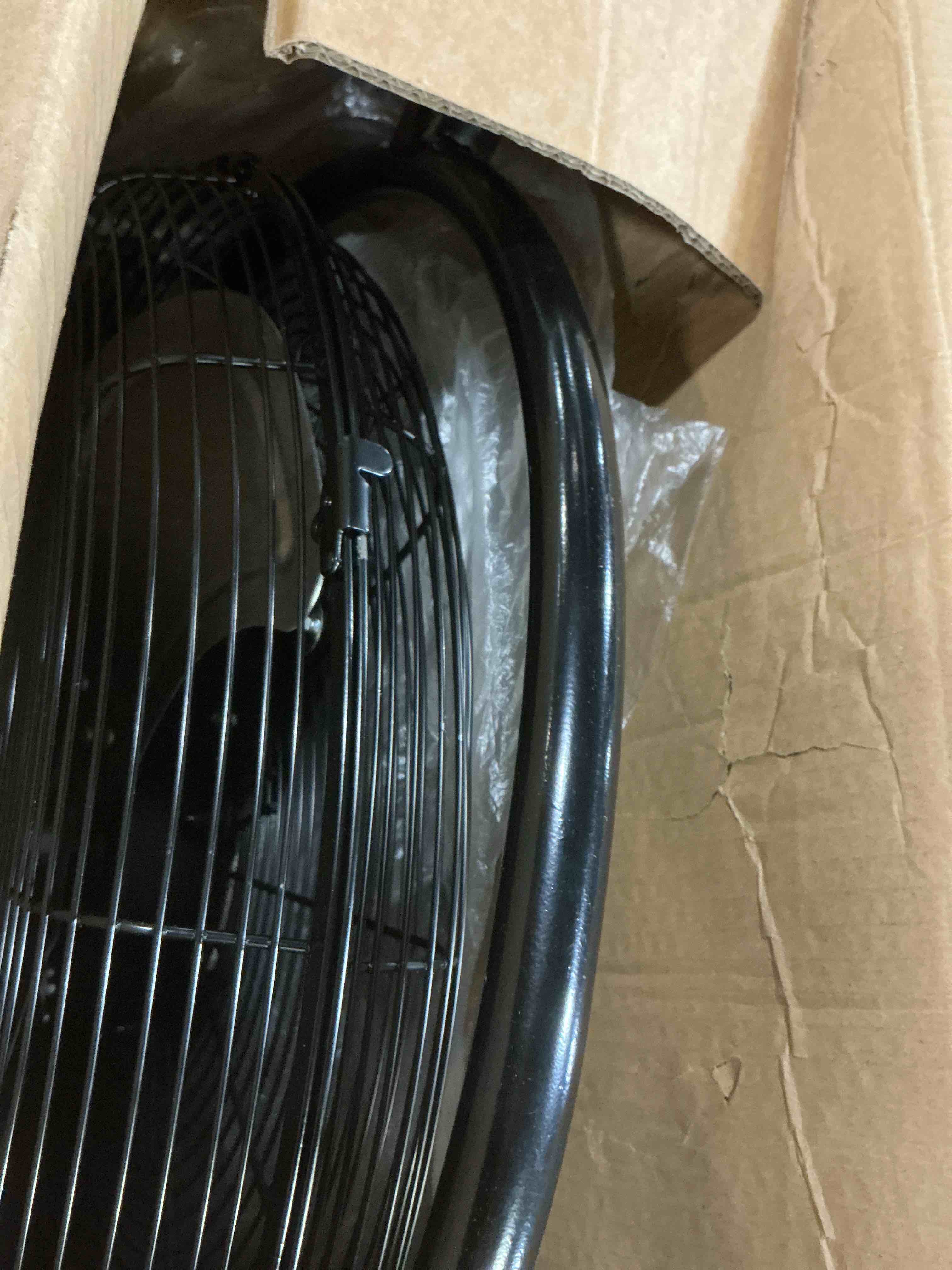 Condition photo showing Good Condition for 20" oscillating standing fan hj-20if2 industrial pedestal fan heavy duty air cooling ventilation with 5 speeds design 1