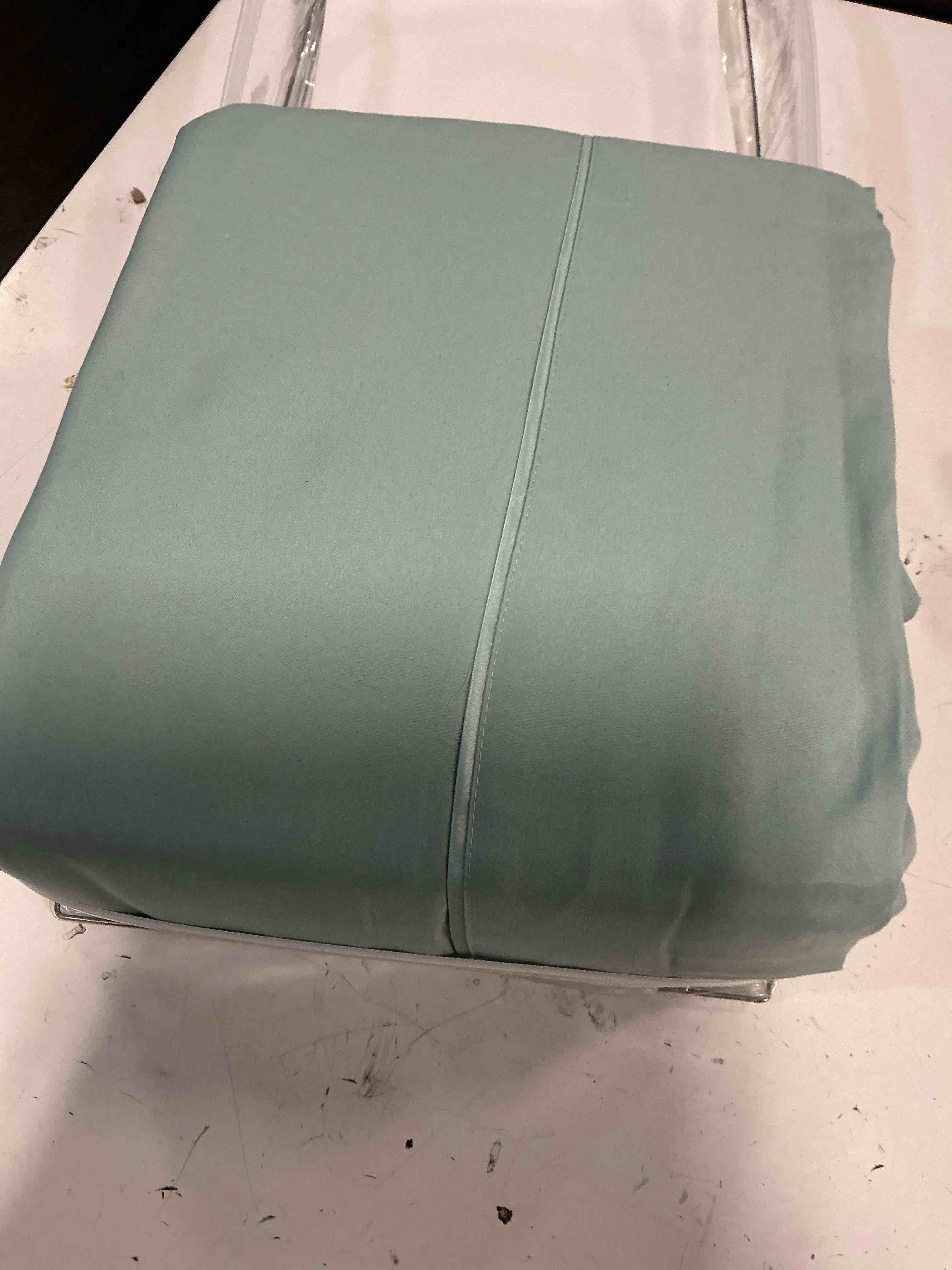 Condition photo showing Good Condition for MüellerHome, king Sheets Sets – 100% Cotton king Sheets Cooling with 6 Pillowcases, 15" Deep Pocket Fitted Sheet, Crisp & Smooth Feel, Ultra Soft & Cozy, Fit – Blue Sky