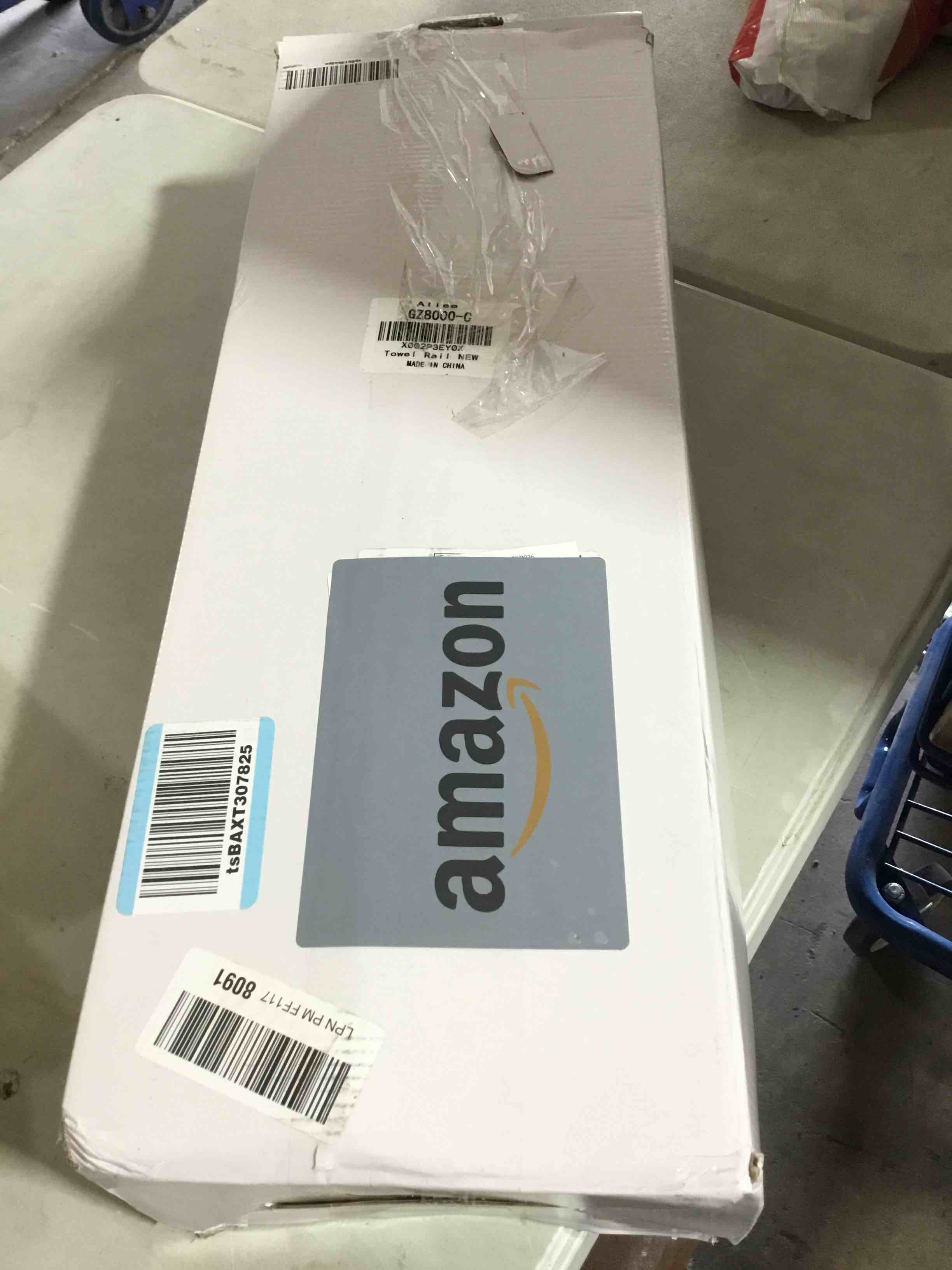 Condition photo showing Good Condition for Alise Towel Rack,Towel Hanger Towel Shelf with Double Towel Bars for Bathroom Lavatory,16 Inch SUS 304 Stainless Steel Wall Mount Towel Holder,Polished Chrome Polished Chrome 400mm/16-Inch(Double Bars)