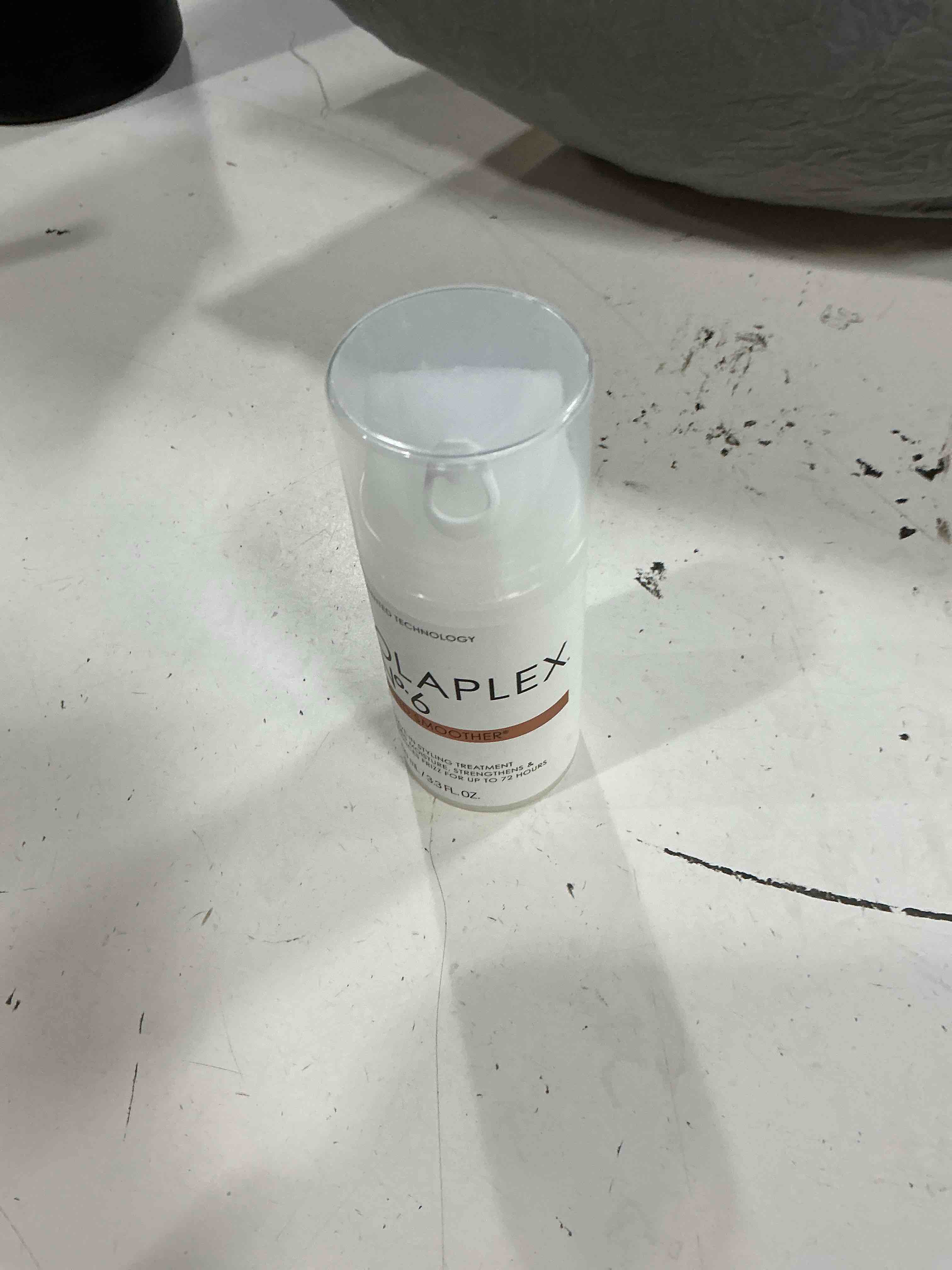 Condition photo showing New/Like New for olaplex no. 6 bond smoother, leave-in styling hair cream treatment, smooths, conditions, & strengthens, frizz control for up to 72 hours, for all hair types, 3.3 fl oz