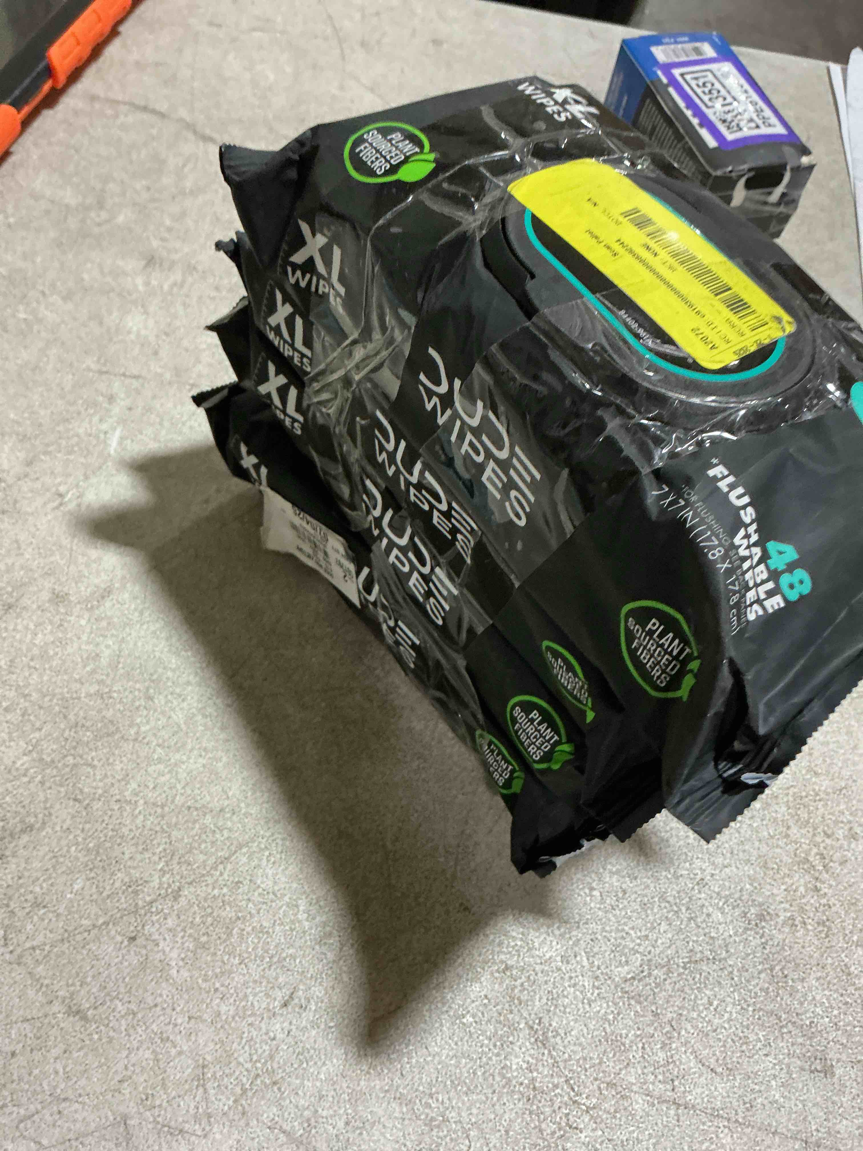 https://s3.amazonaws.com/lotting-images-prod/bidfta/TEA6215524_1789565713310.jpeg