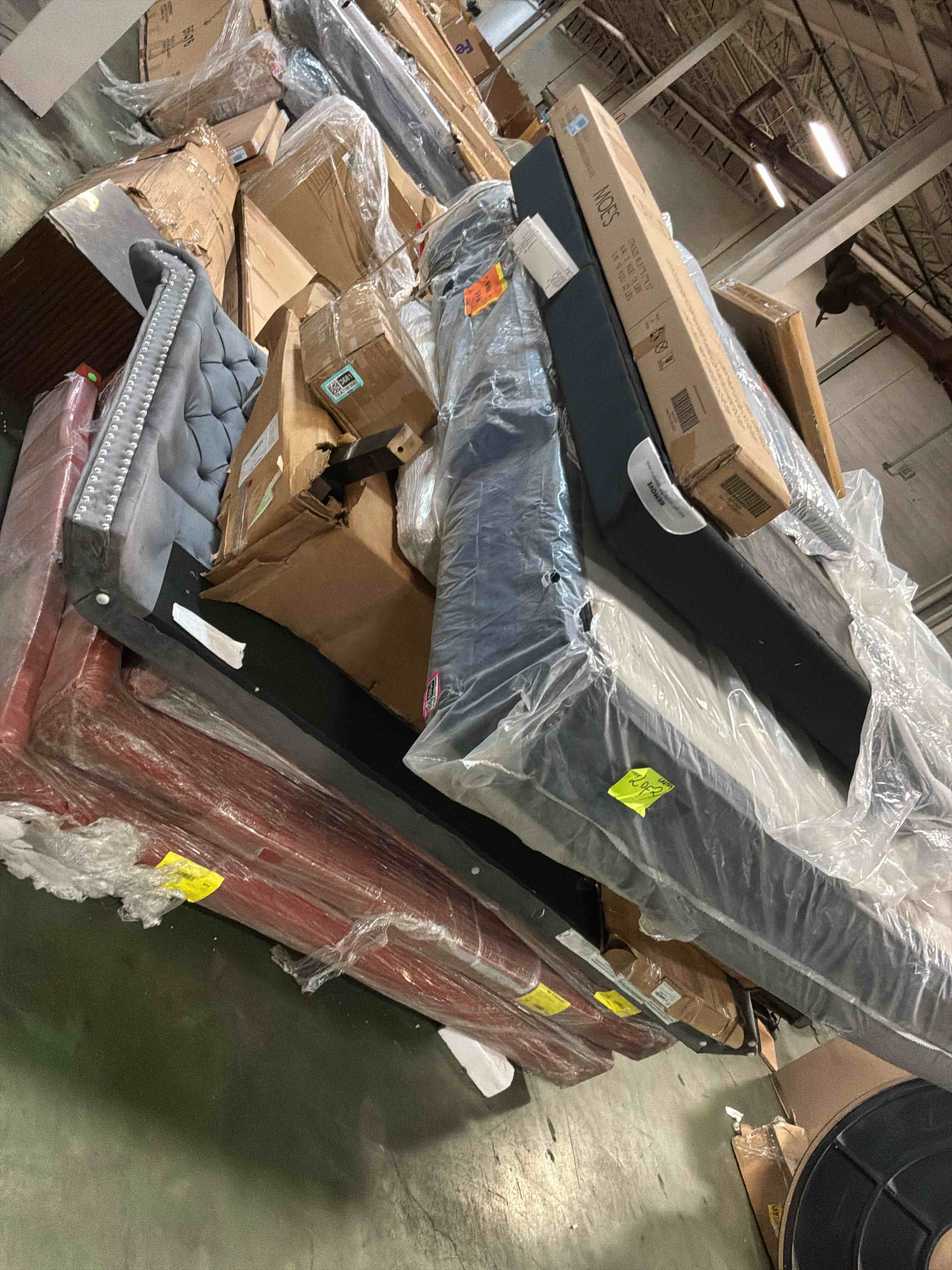 Condition photo showing Good Condition for pallet lot of headboard, mattress .