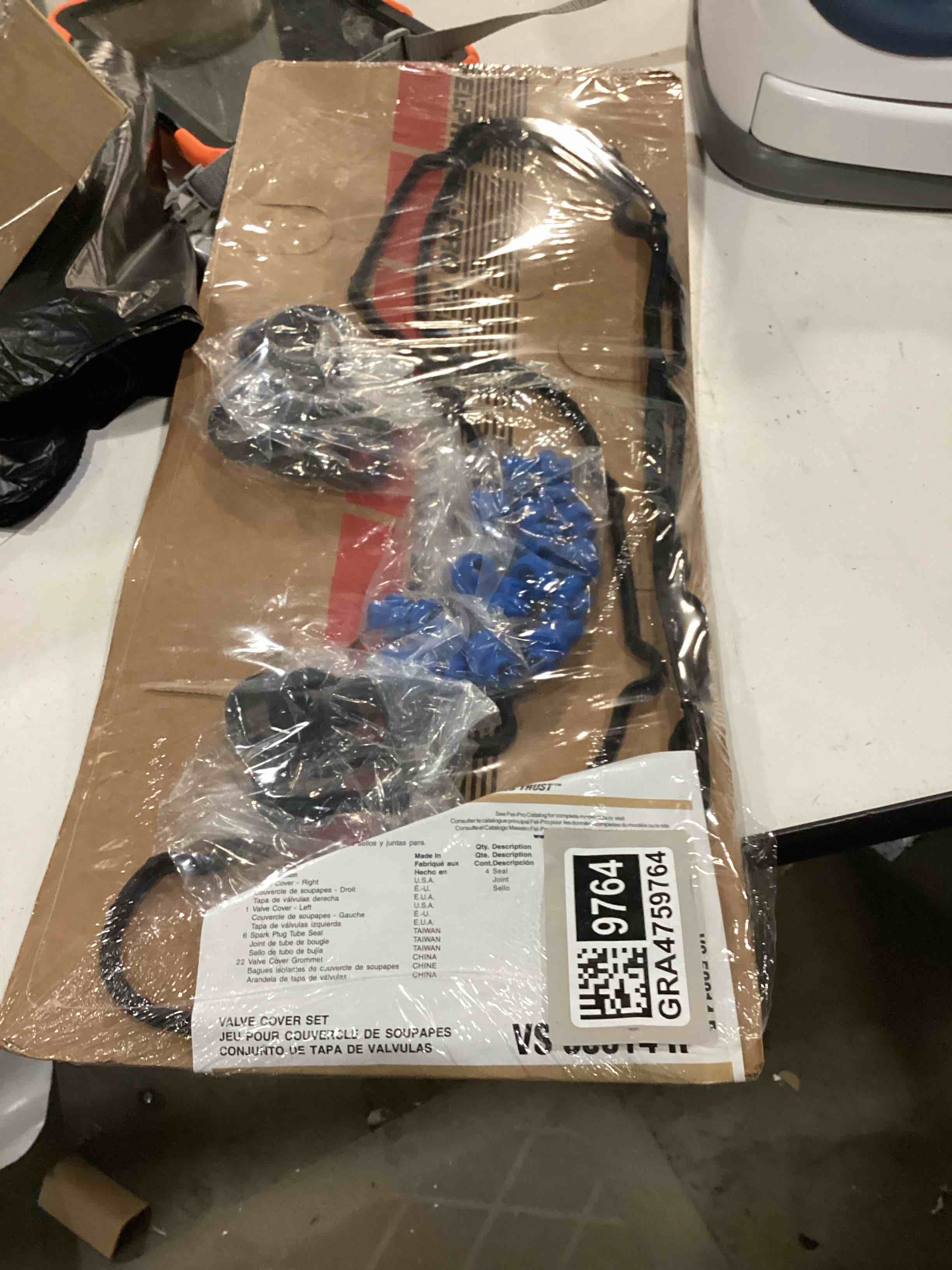 Condition photo showing Good Condition for fel-pro vs 50814 r valve cover gasket set