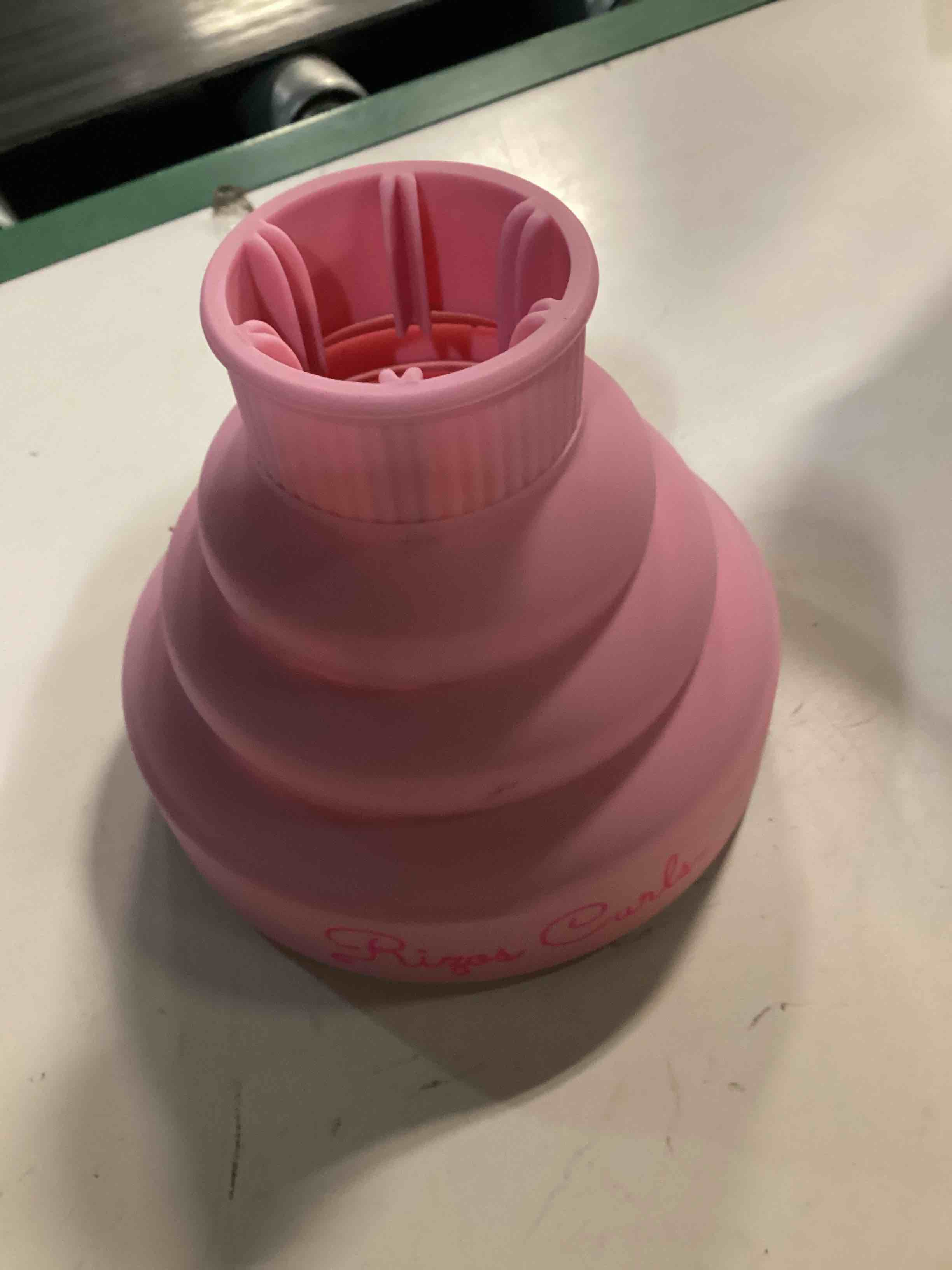 Condition photo showing As Is for rizos curls collapsible hair diffuser, dry curls evenly & faster, enhances curl definition, volume, and minimize frizz, universal size fits most hair dryers, pink