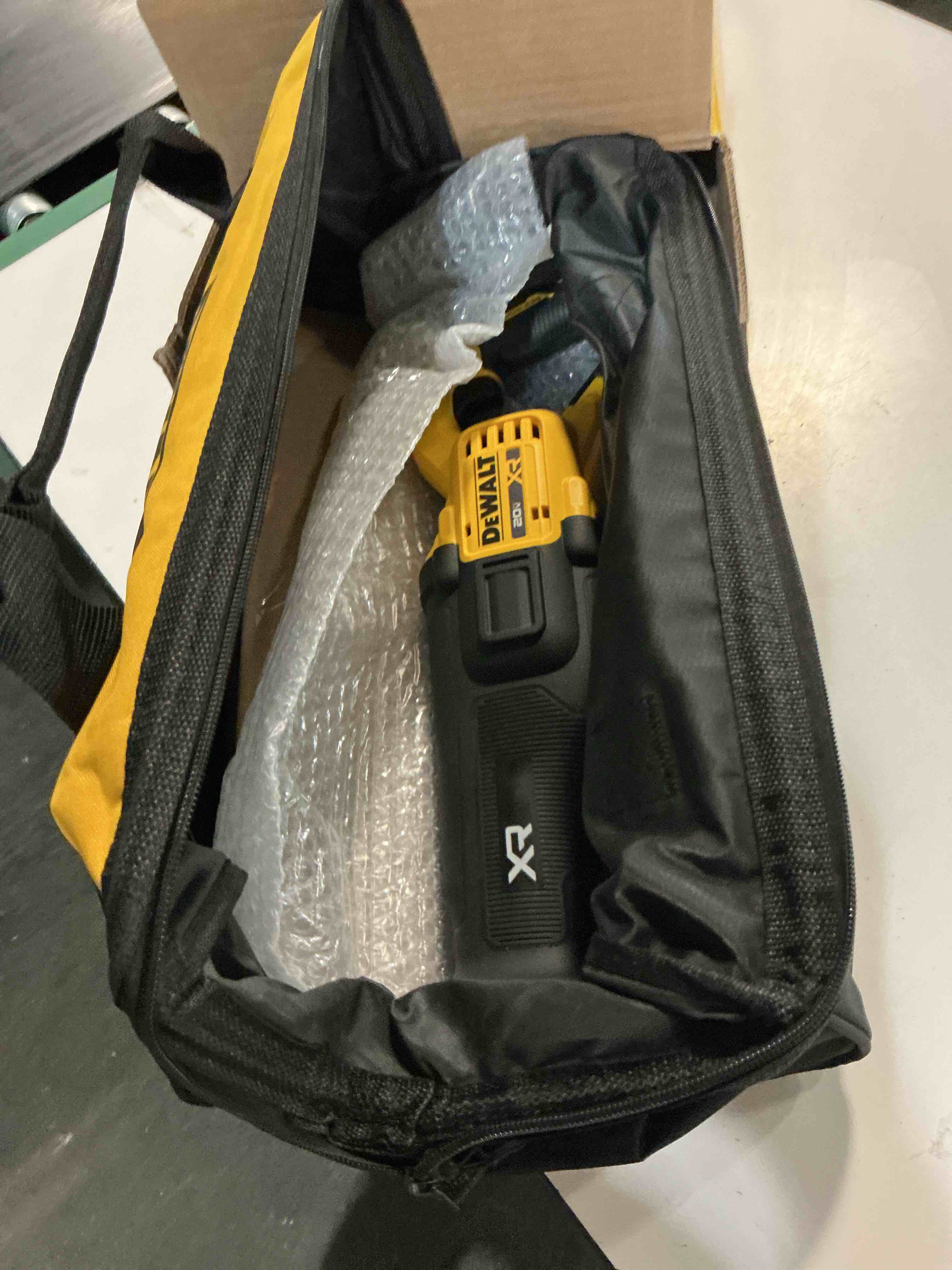 Condition photo showing Good Condition for dewalt dcs384ww1 20v xr lithium-ion cordless reciprocating saw kit with 8.0 ah battery and charger