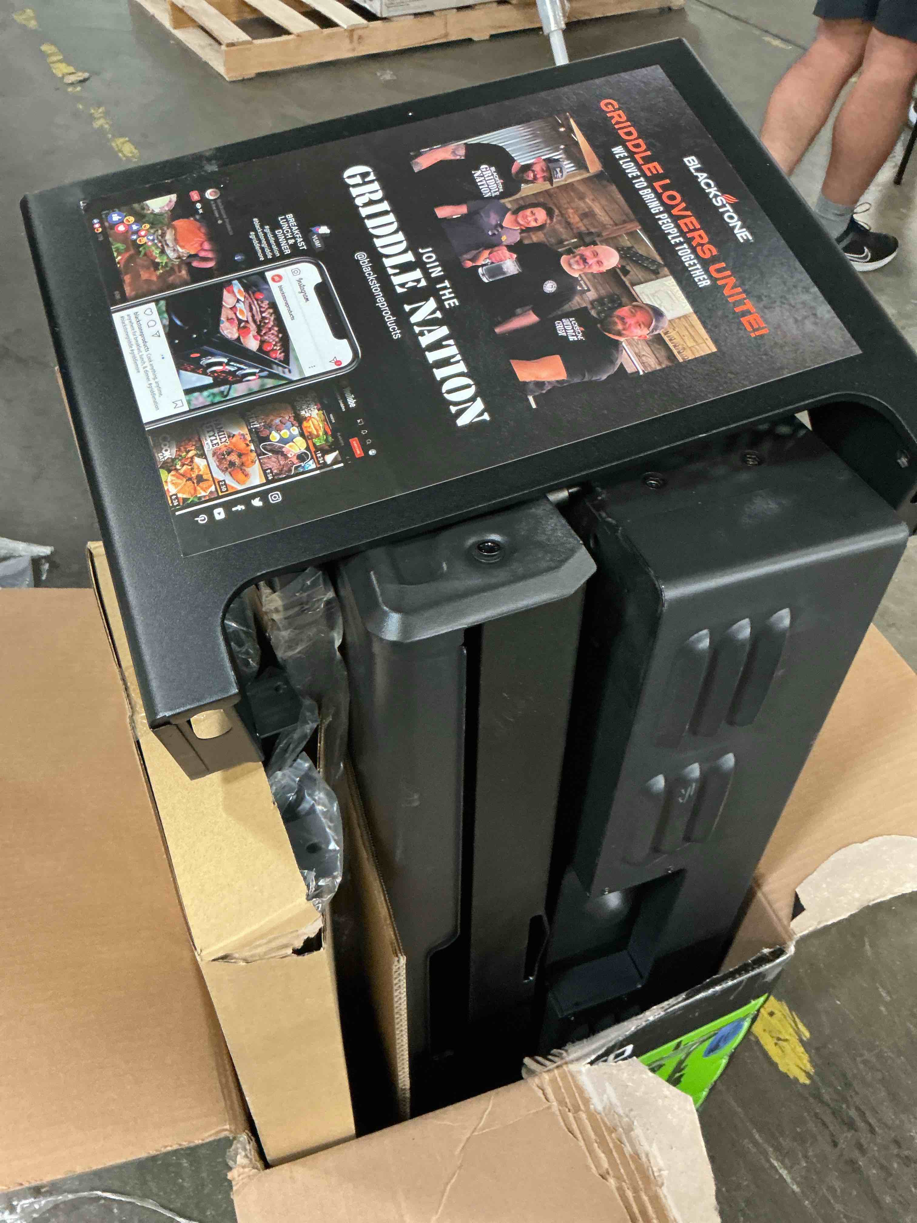 Condition photo showing As Is for blackstone 30-in culinary omnivore griddle with hood 2 -burner liquid propane flat top grill