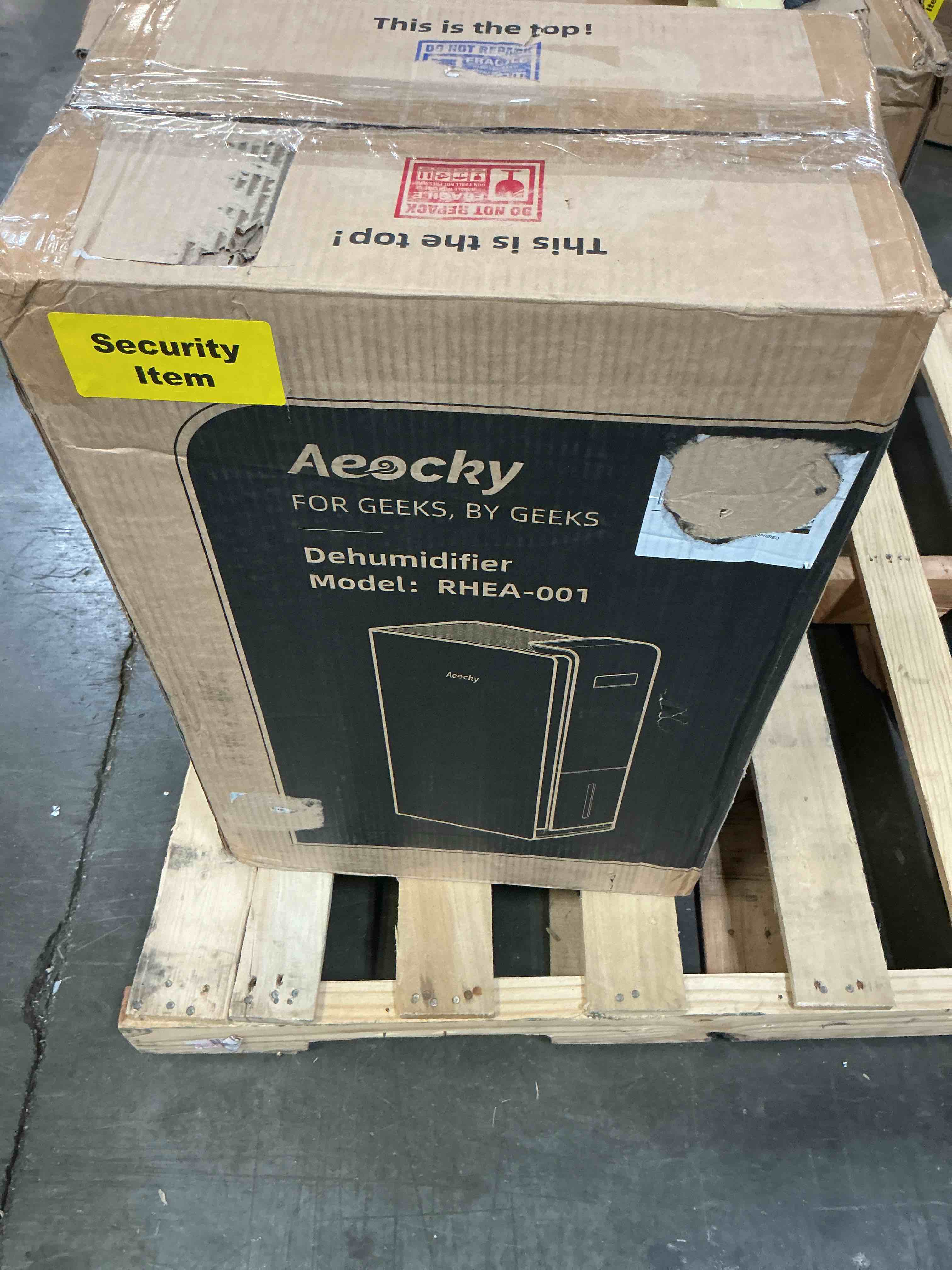 https://s3.amazonaws.com/lotting-images-prod/bidfta/TEA7373513_1789397206190.jpeg