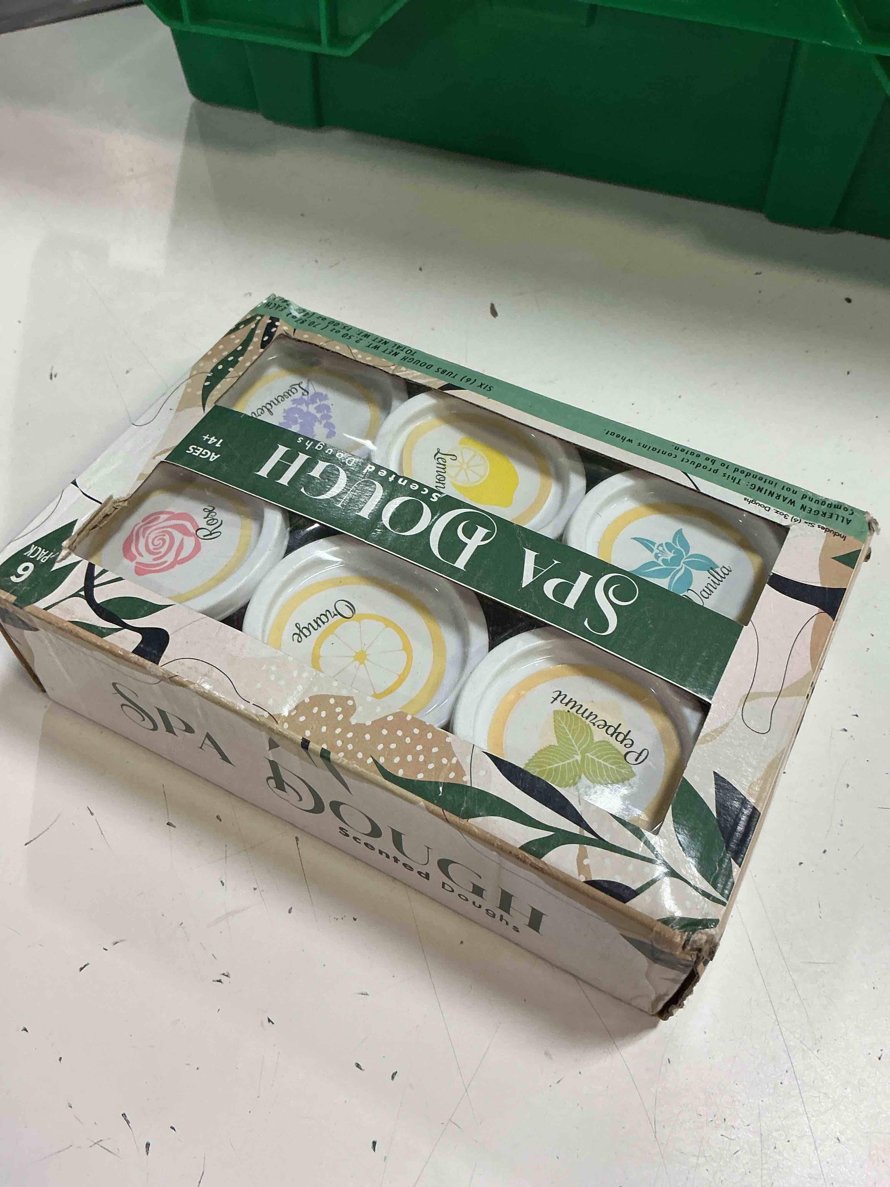 https://s3.amazonaws.com/lotting-images-prod/bidfta/TEA7373753_1789561896068.jpeg
