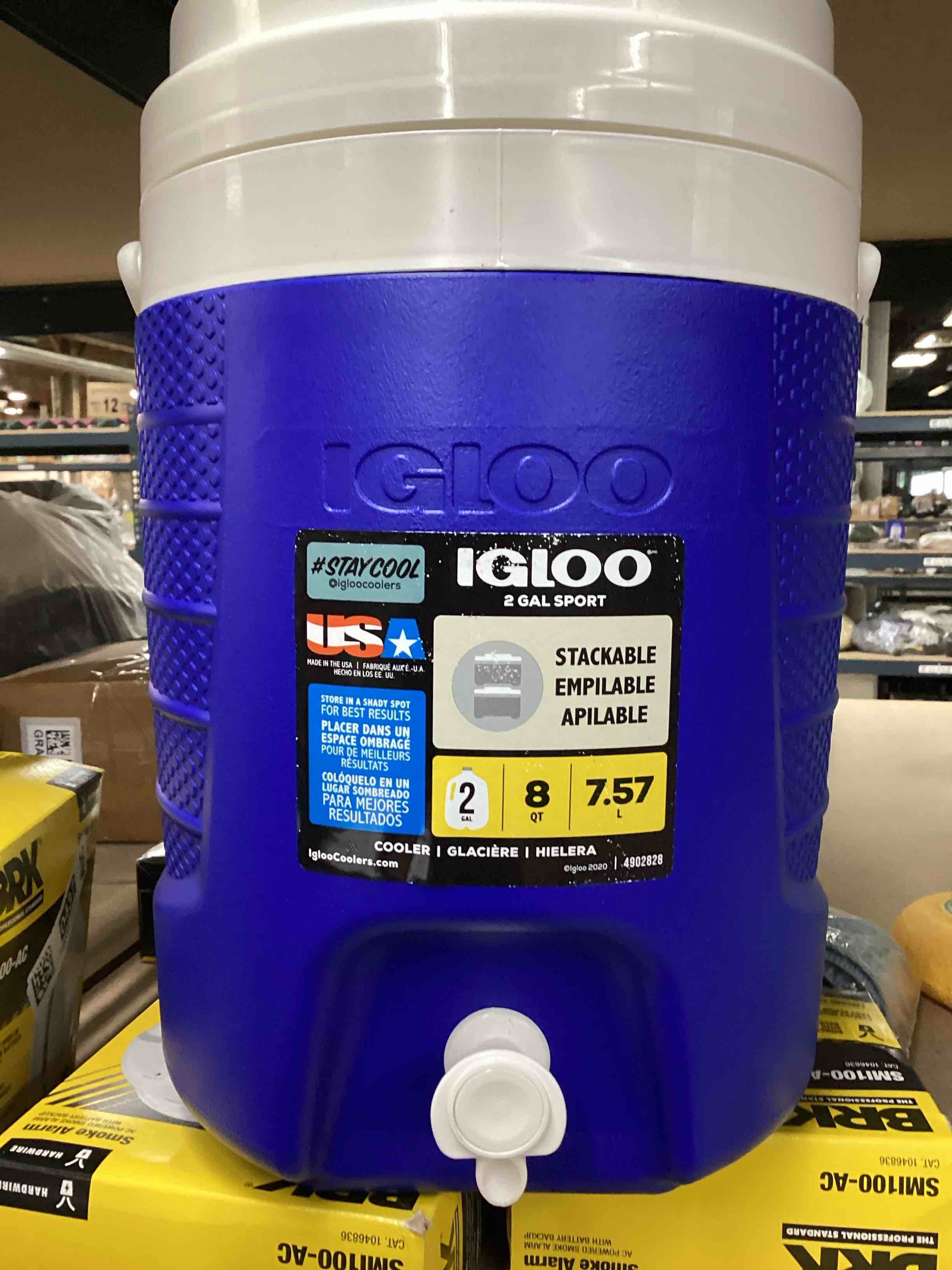 Condition photo showing As Is for igloo-sport 2 gallon water jug