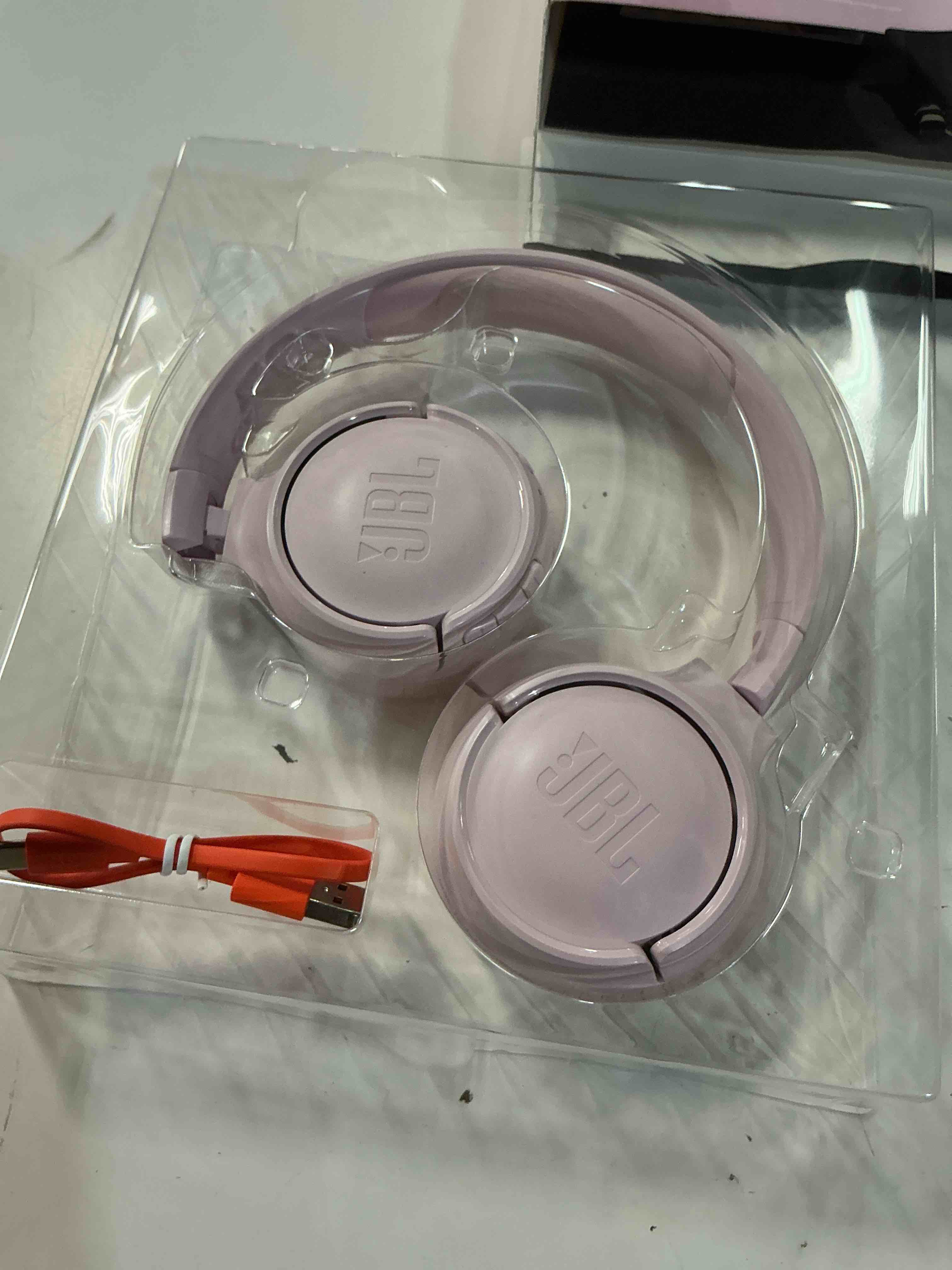 Condition photo showing Good Condition for jbl tune 510bt - bluetooth headphones with up to 40 hours battery, microphone for call, foldable and comfortable, android and ios compatible (rose) rose medium headphones