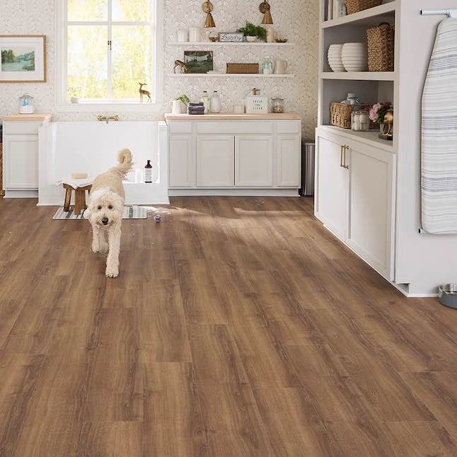  pergo duracraft seville oak 22-mil x 9-1/2-in w x 47-in l waterproof luxury vinyl plank flooring