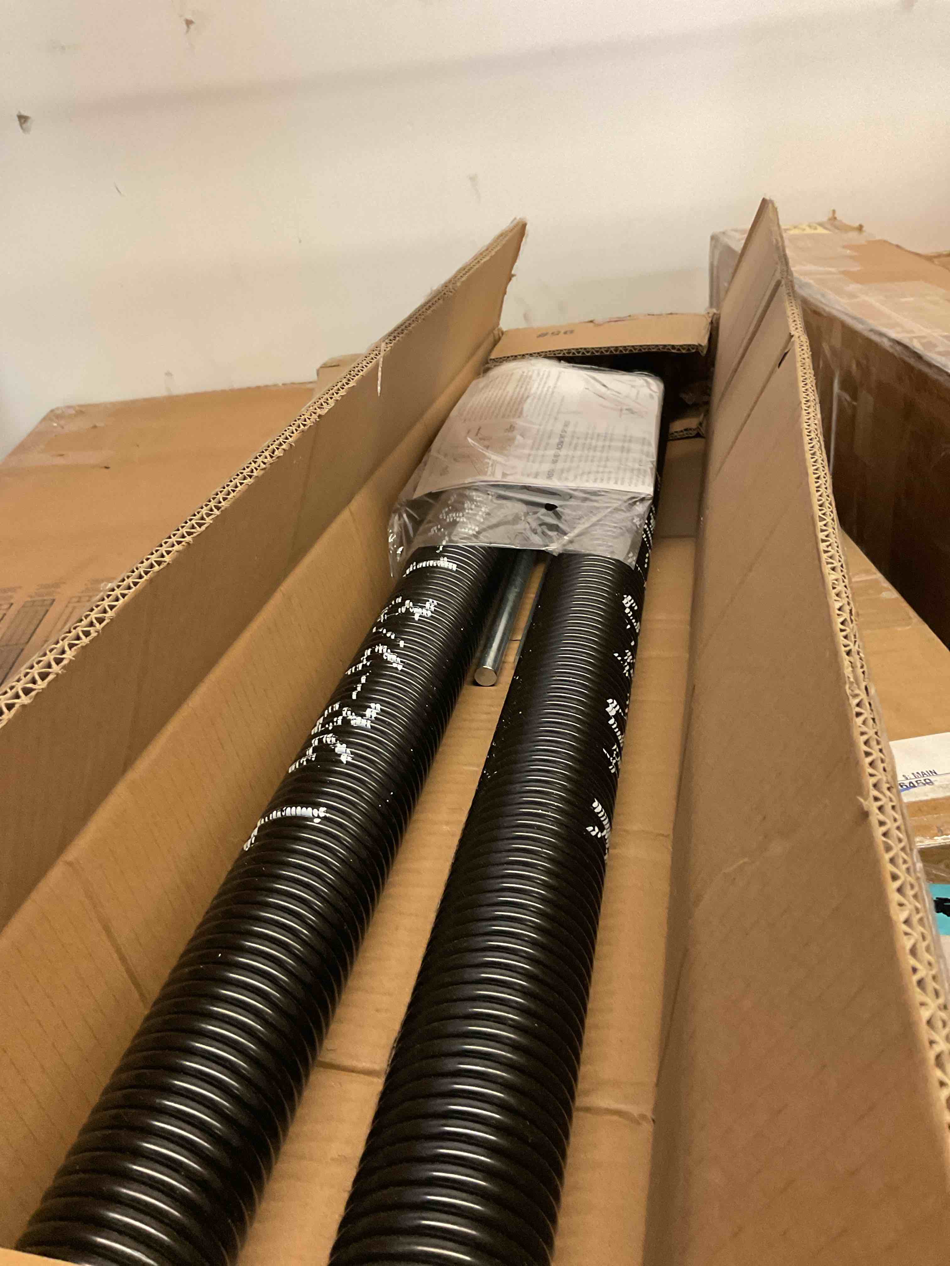 https://s3.amazonaws.com/lotting-images-prod/bidfta/WCO1000000_1756477198506.jpeg