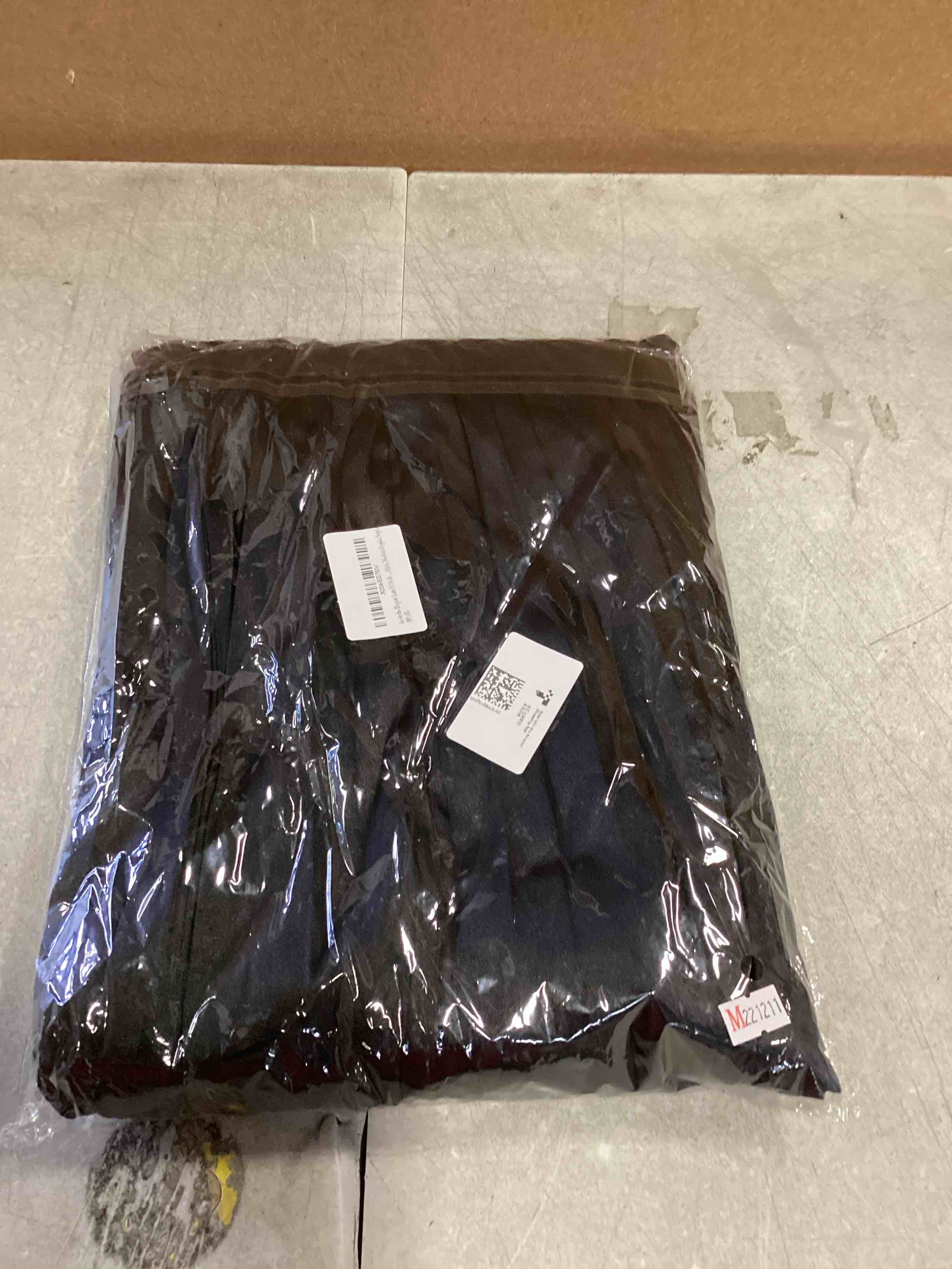 https://s3.amazonaws.com/lotting-images-prod/bidfta/X004EG76IV_1749650103088.jpeg