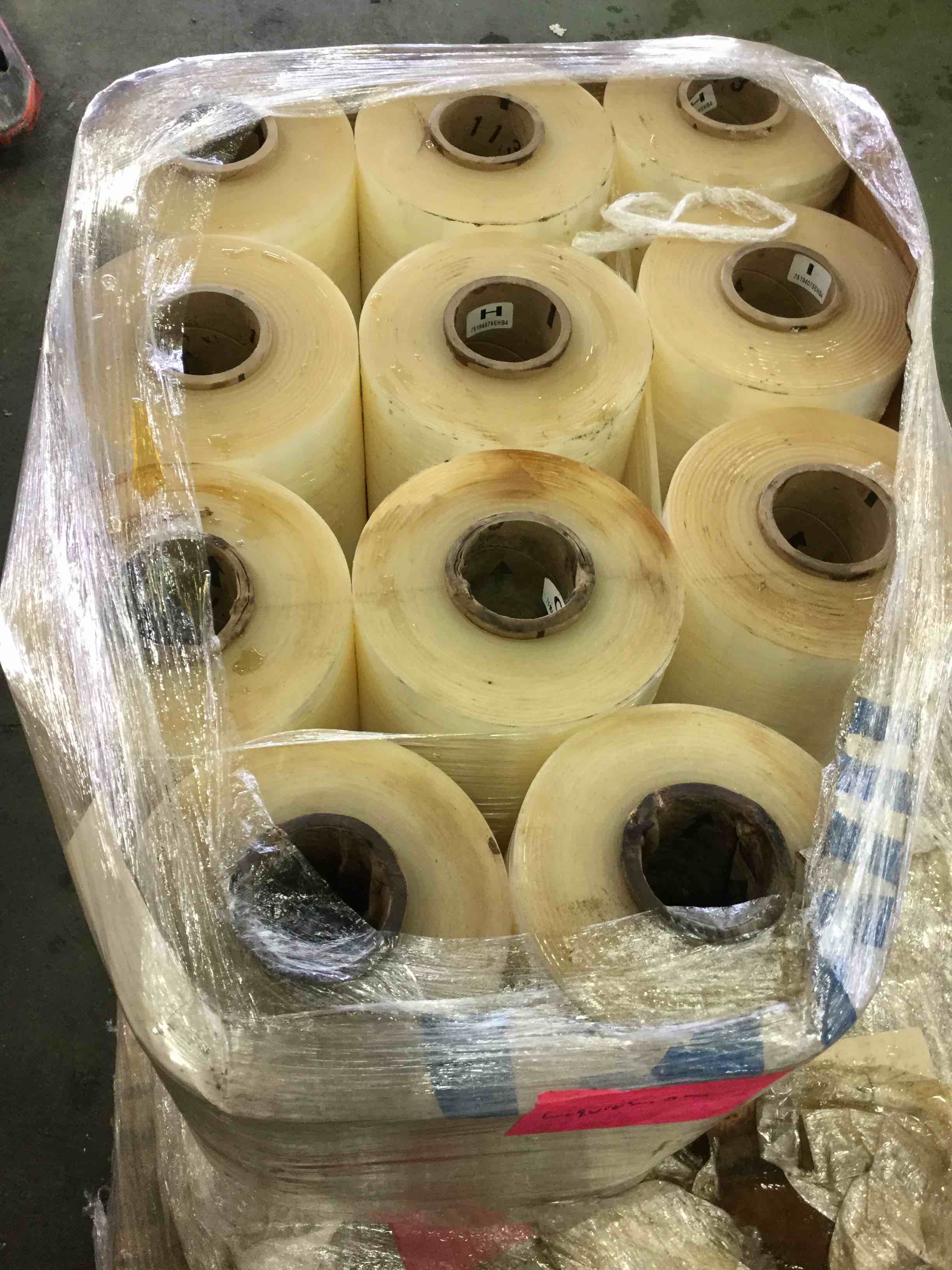 https://s3.amazonaws.com/lotting-images-prod/bidfta/YEL0107346_1563987627919.jpeg