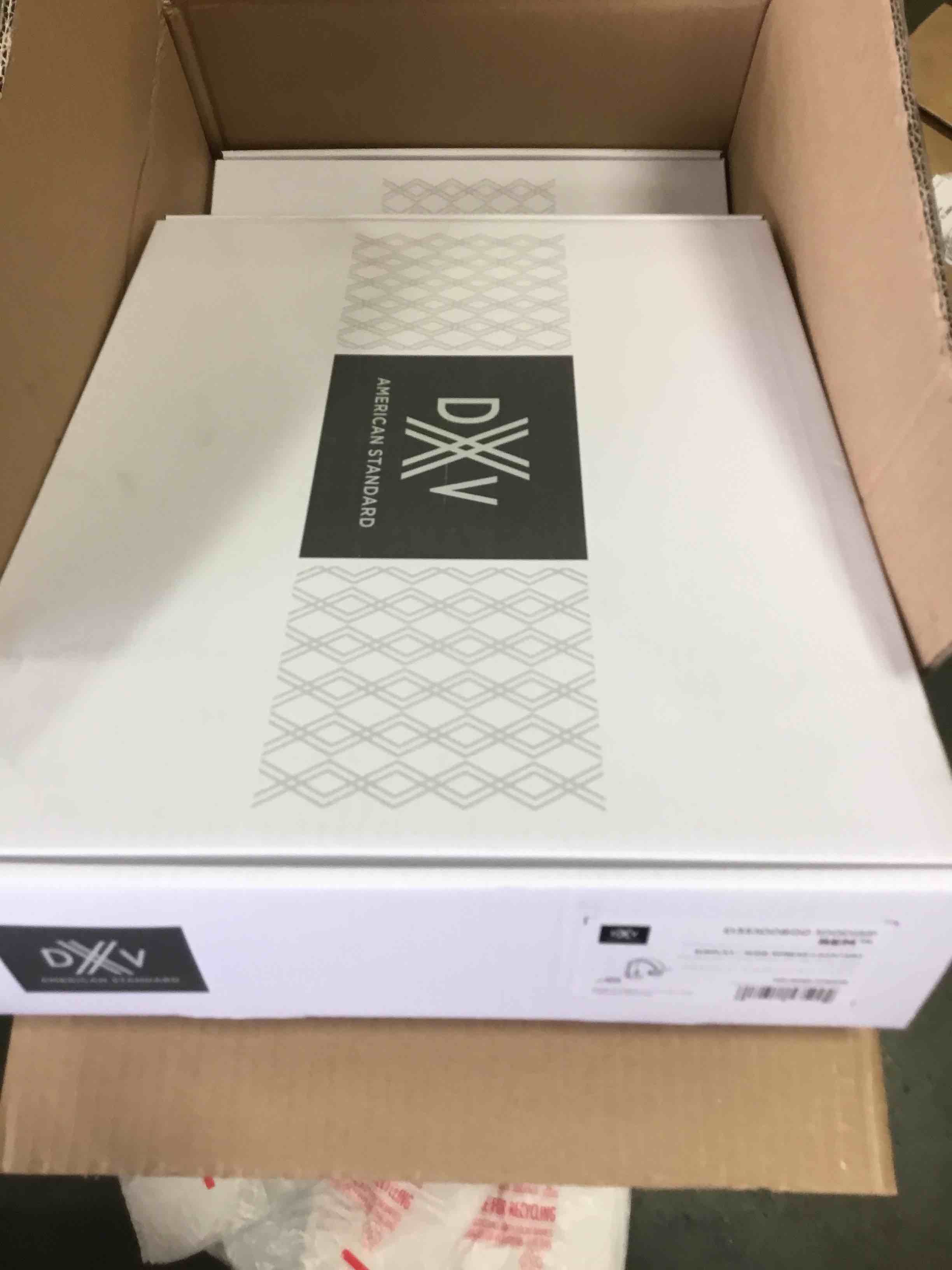 https://s3.amazonaws.com/lotting-images-prod/bidfta/YEL0110512_1564494949505.jpeg