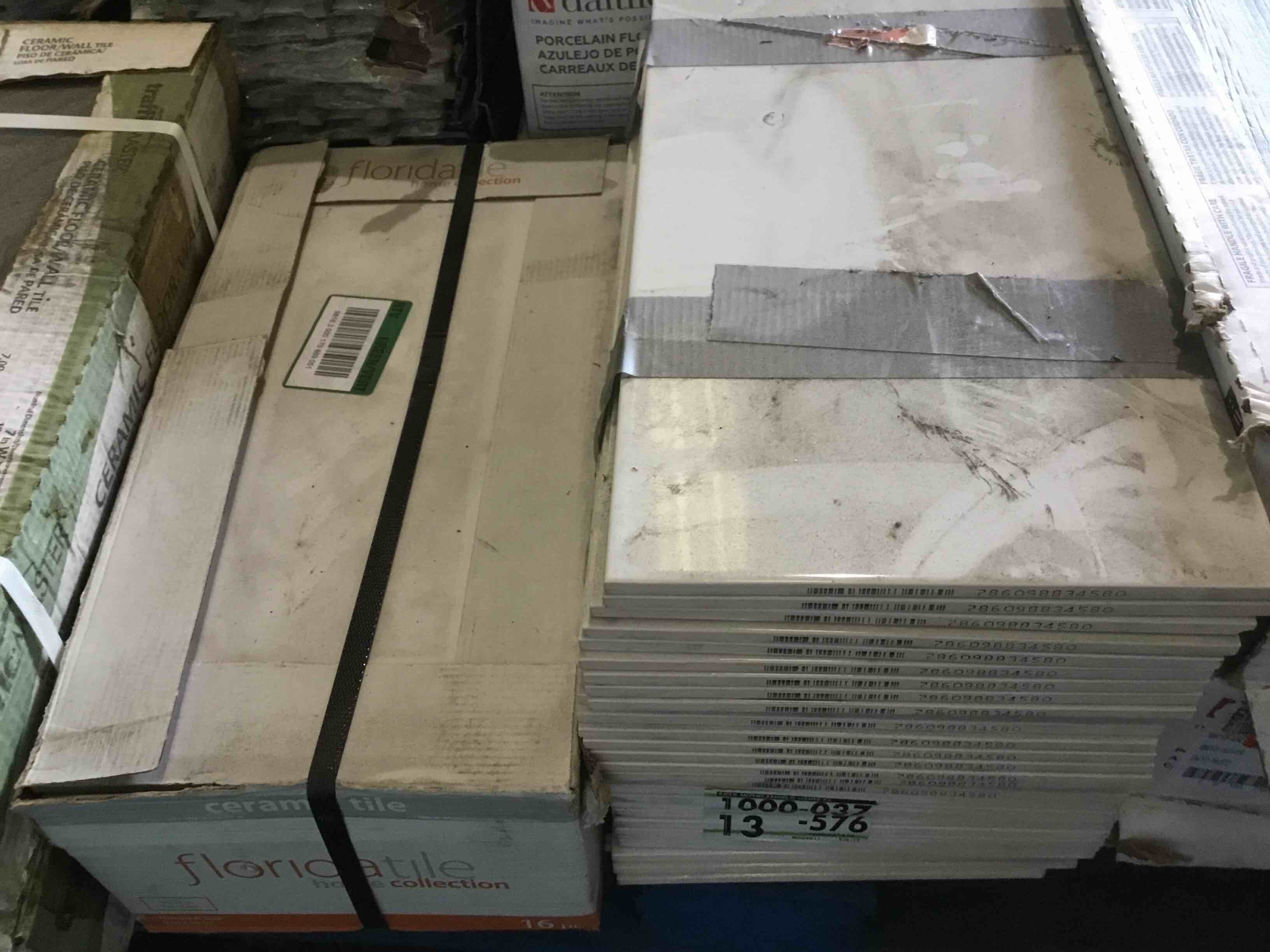 https://s3.amazonaws.com/lotting-images-prod/bidfta/YEL0652725_1603482554469.jpeg