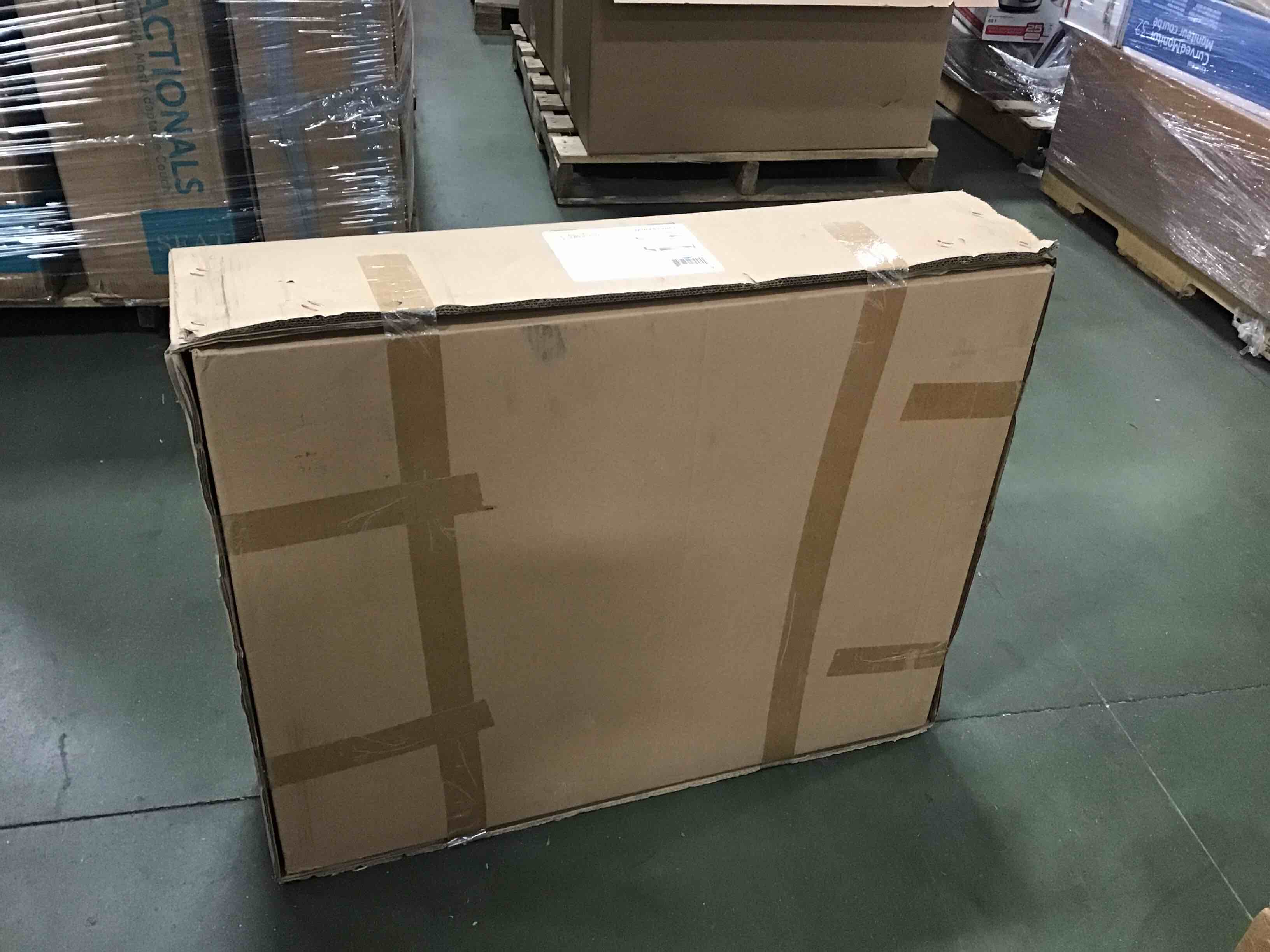 https://s3.amazonaws.com/lotting-images-prod/bidfta/YEL0988686_1613657808725.jpeg