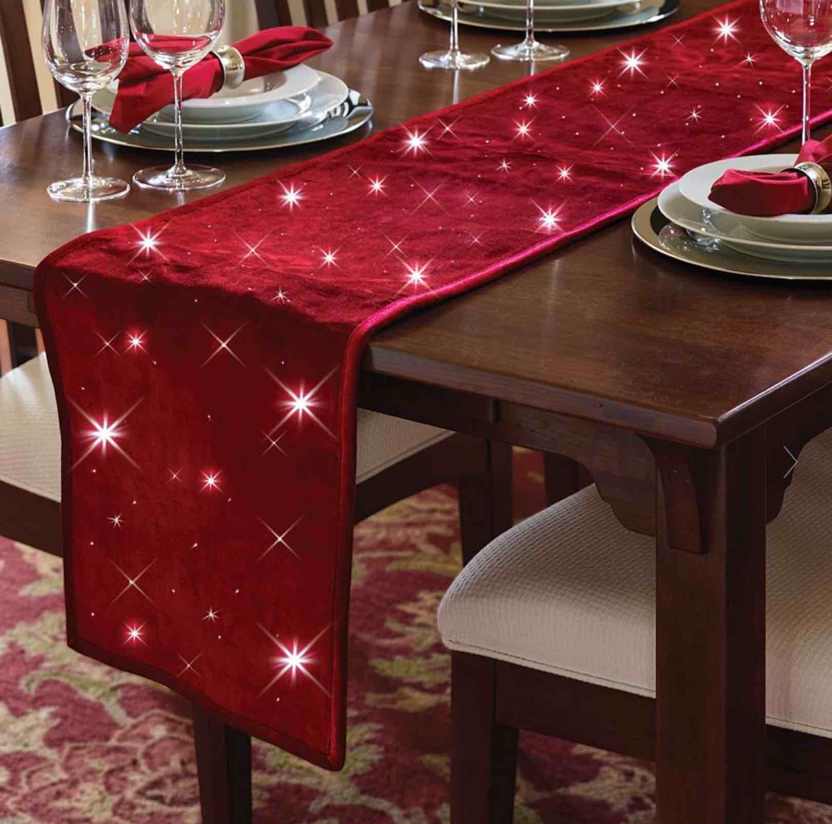 Cordless Twinkling Table Runner Red