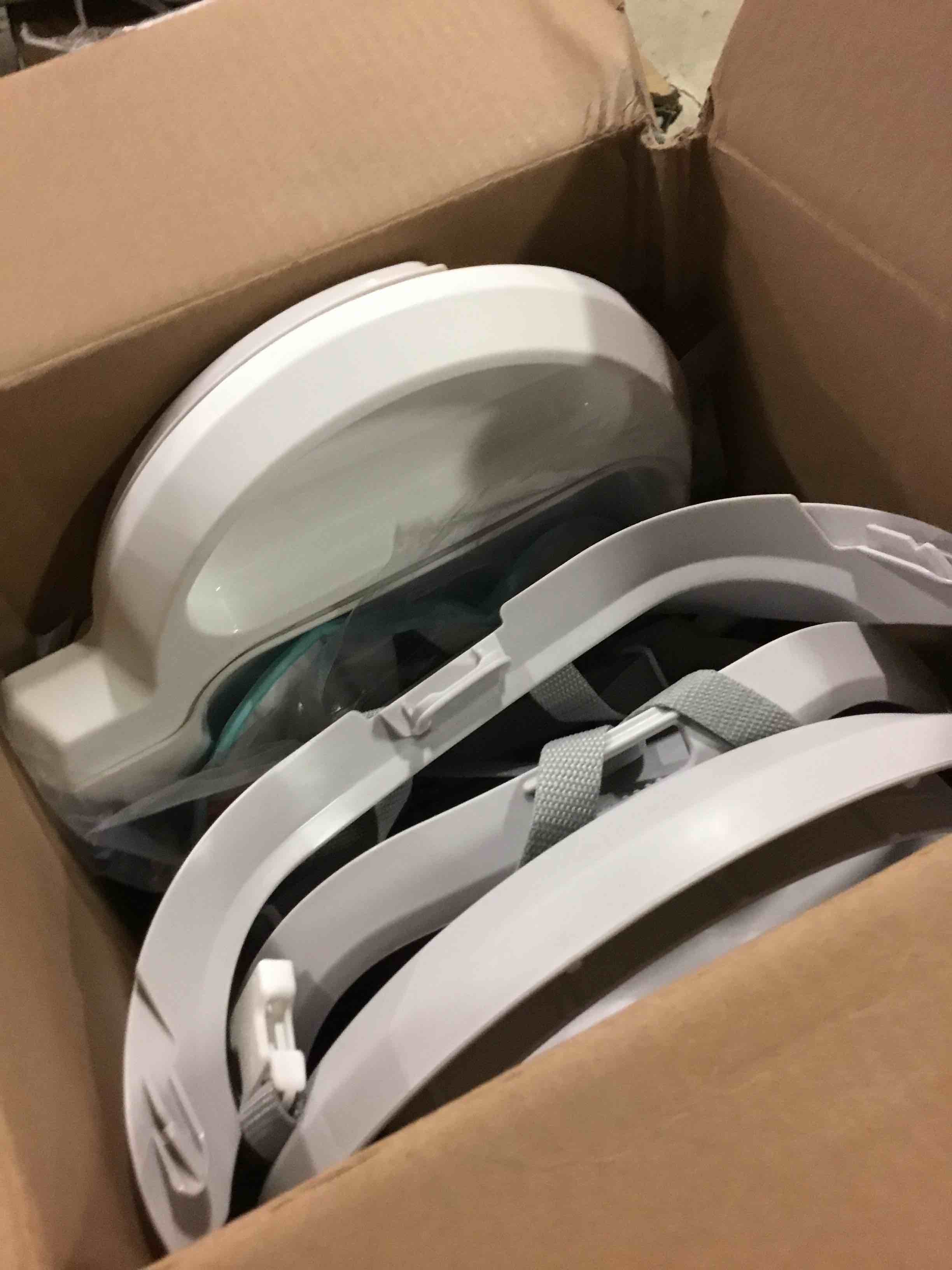 https://s3.amazonaws.com/lotting-images-prod/bidfta/YEL1232822_1622555067727.jpeg