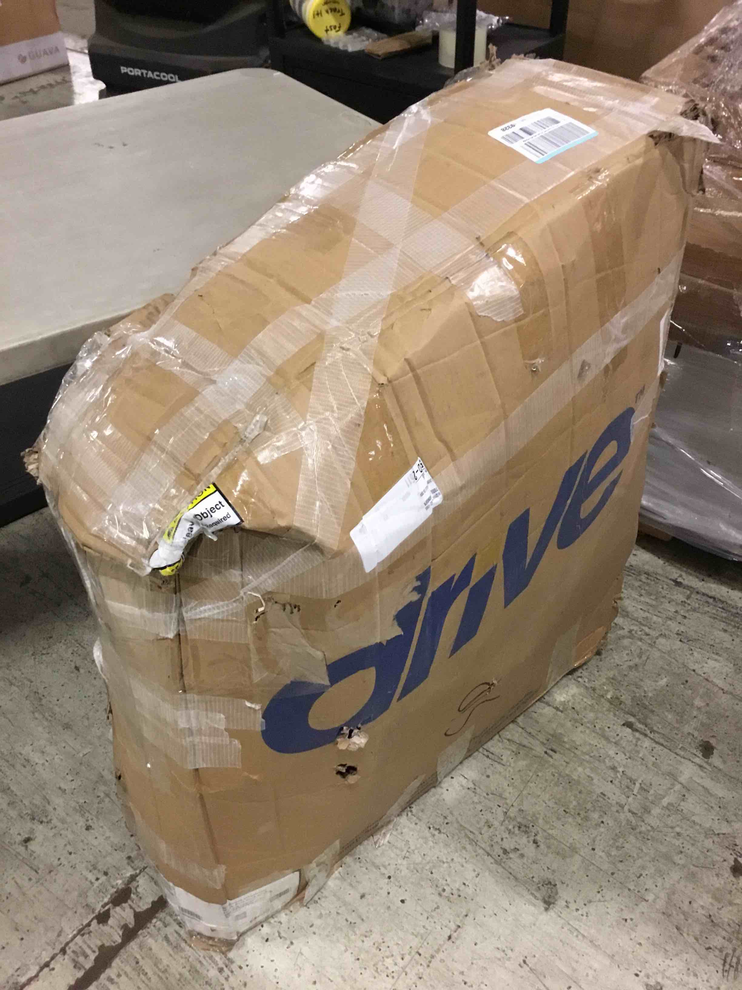 https://s3.amazonaws.com/lotting-images-prod/bidfta/YEL1232823_1622555498241.jpeg