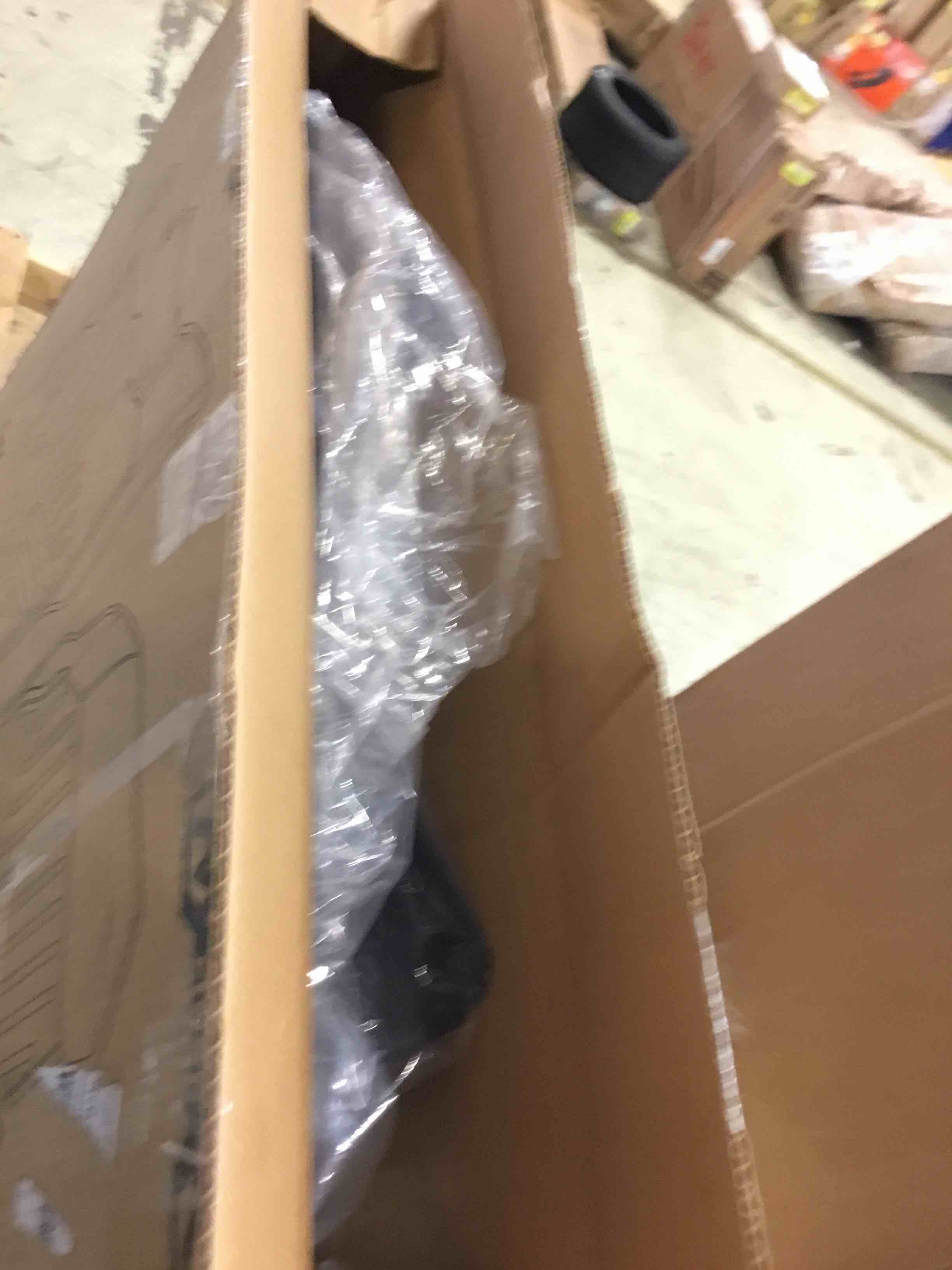 https://s3.amazonaws.com/lotting-images-prod/bidfta/YEL1232844_1622562548474.jpeg