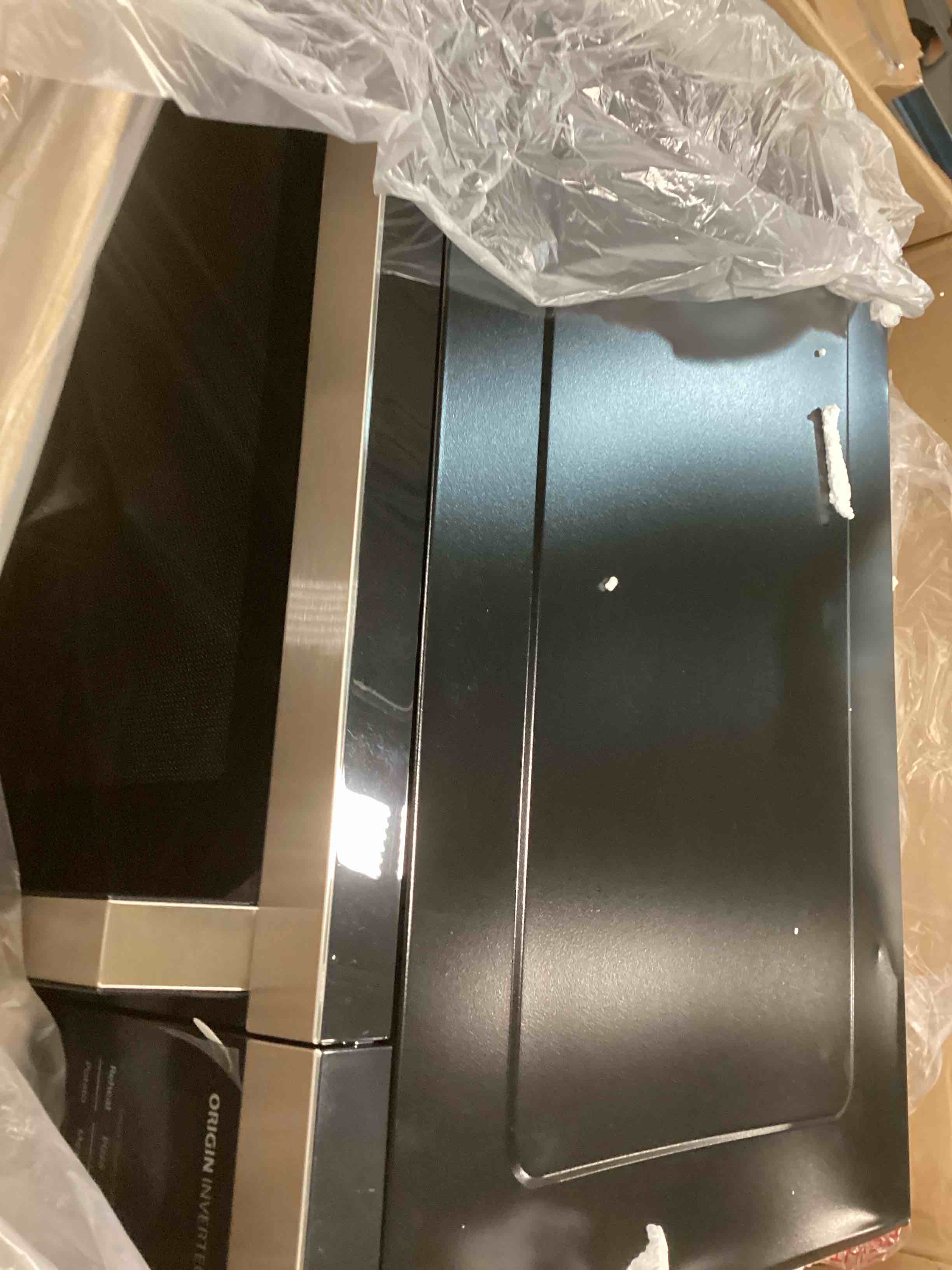 https://s3.amazonaws.com/lotting-images-prod/bidfta/YEL1455258_1727725933710.jpeg
