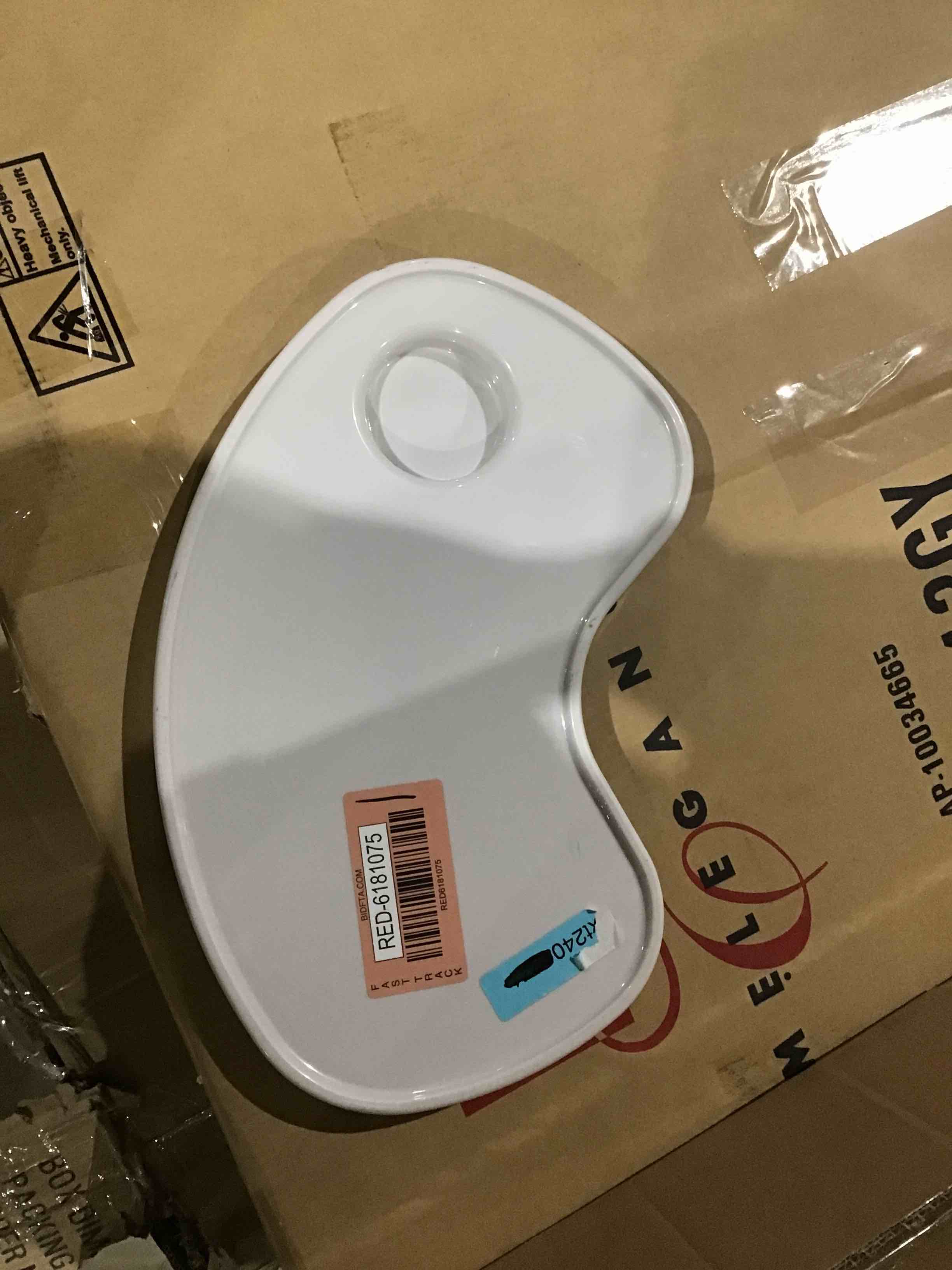https://s3.amazonaws.com/lotting-images-prod/bidfta/YEL1729224_1713967218647.jpeg