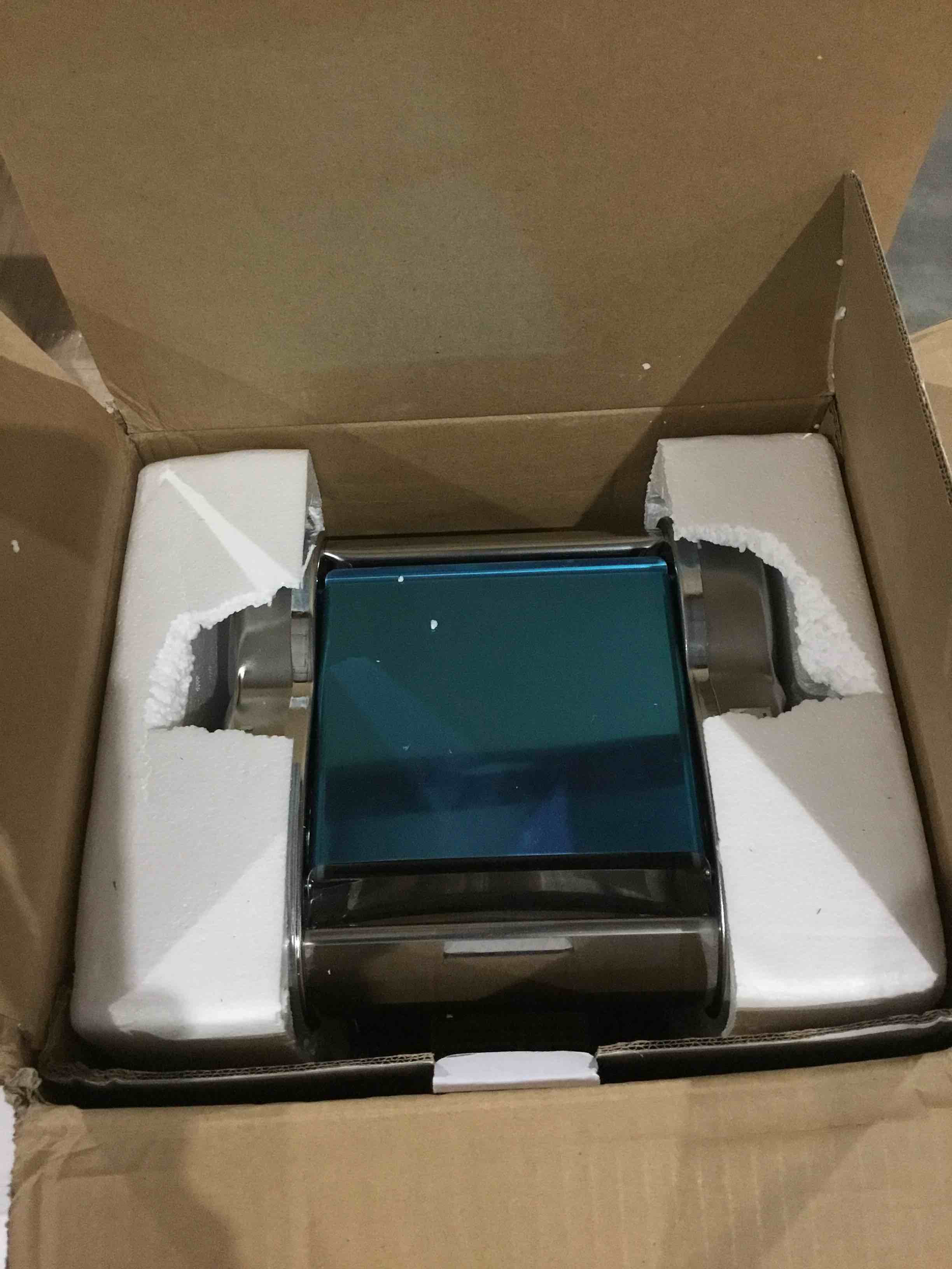 https://s3.amazonaws.com/lotting-images-prod/bidfta/YEL1756480_1757085028739.jpeg