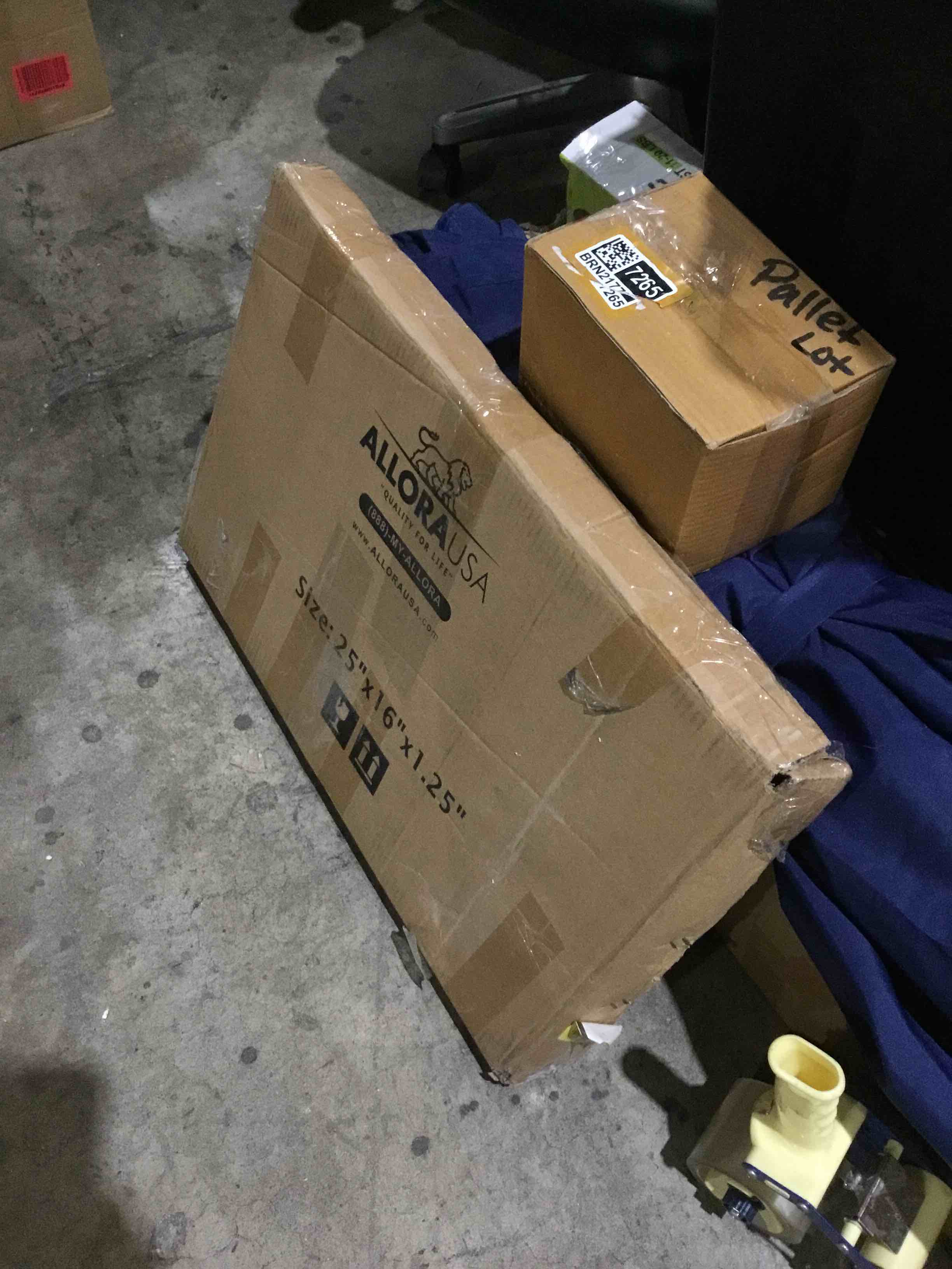 https://s3.amazonaws.com/lotting-images-prod/bidfta/YEL1756533_1757367572131.jpeg