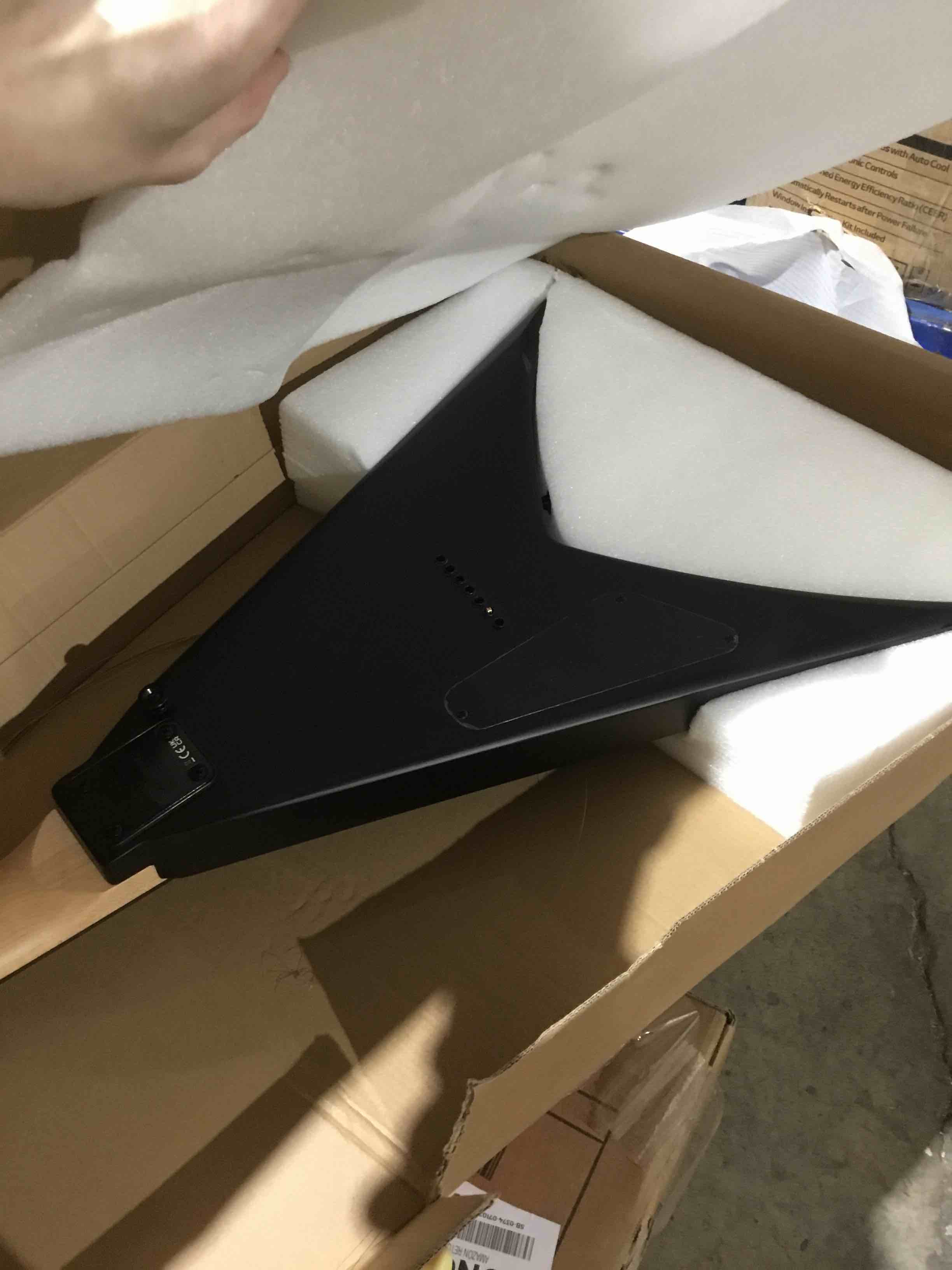 https://s3.amazonaws.com/lotting-images-prod/bidfta/YEL1756535_1757432455118.jpeg
