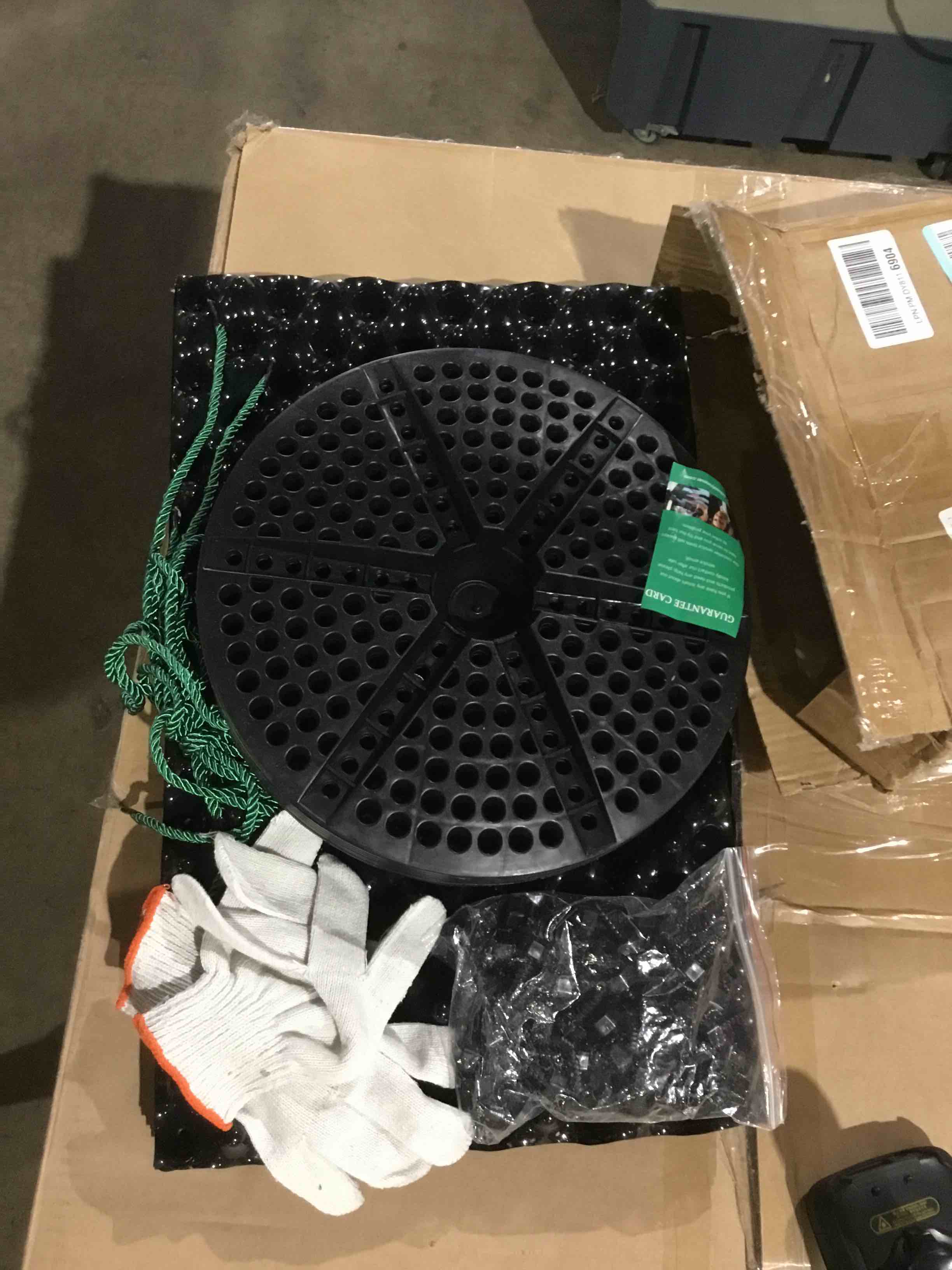 https://s3.amazonaws.com/lotting-images-prod/bidfta/YEL1756538_1757436614536.jpeg