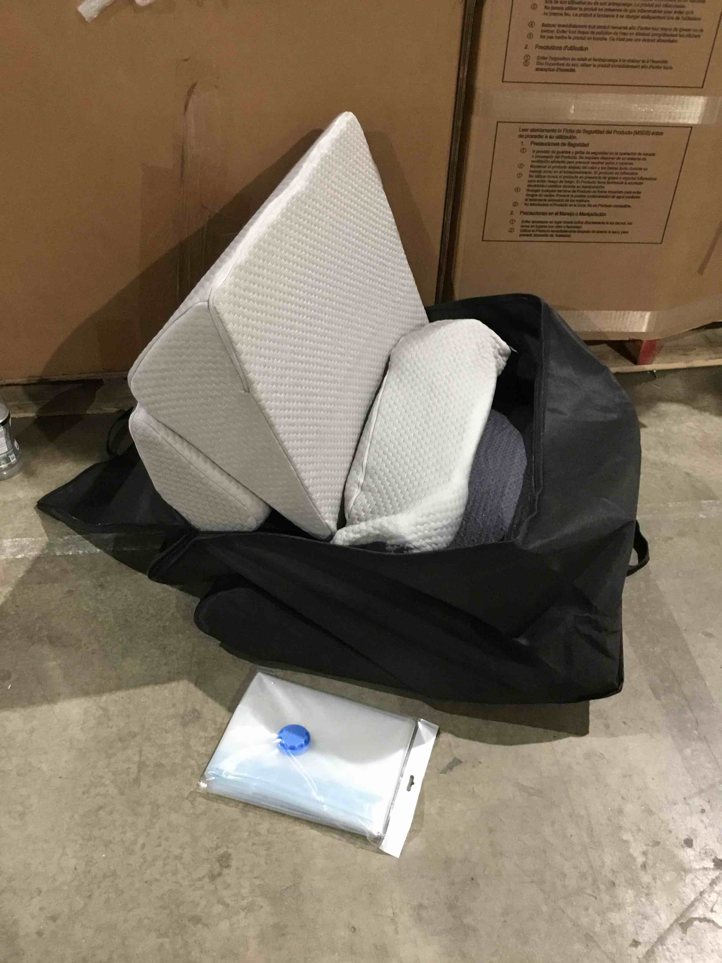 https://s3.amazonaws.com/lotting-images-prod/bidfta/YEL1756755_1758914931142.jpeg