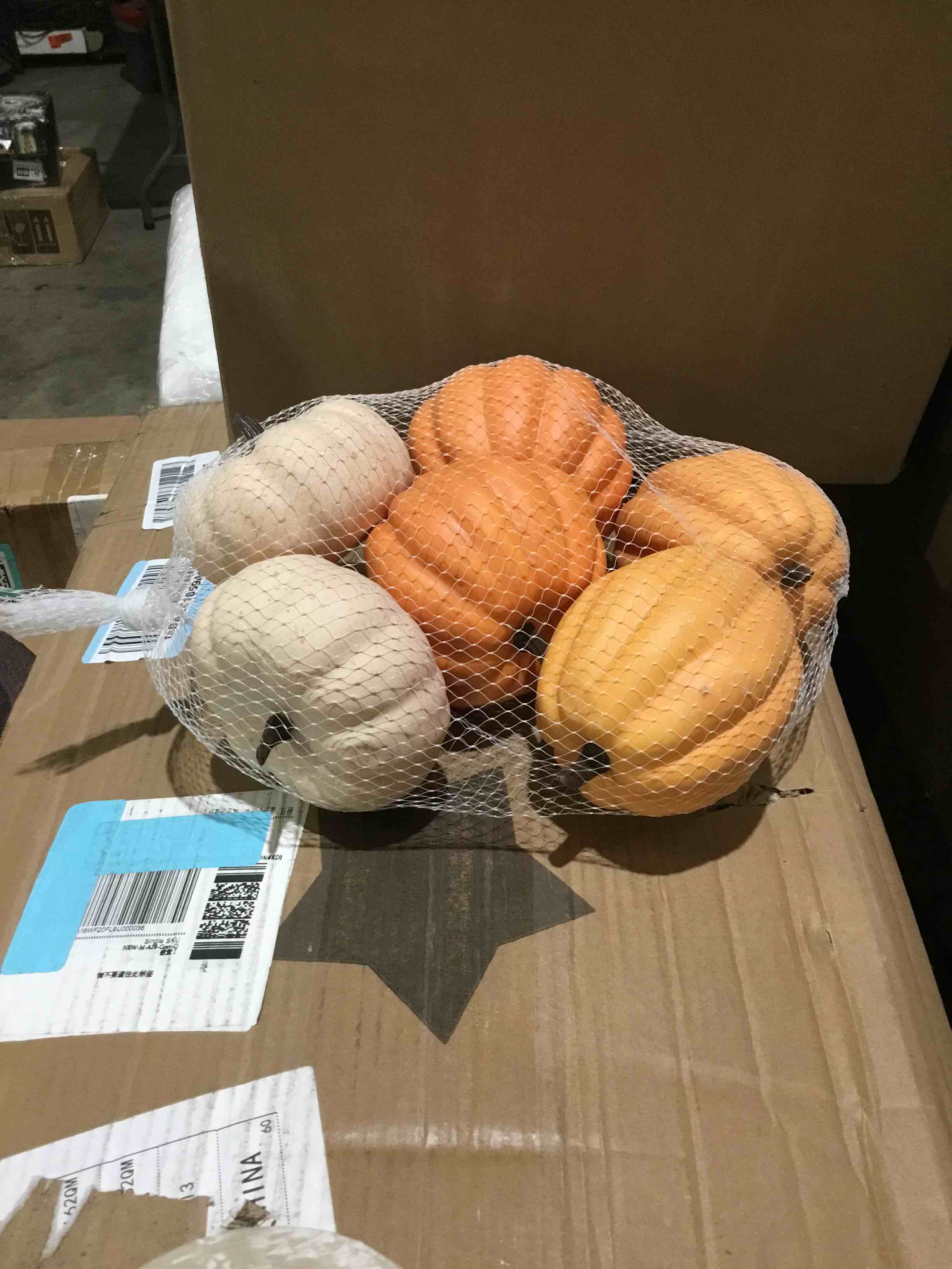 https://s3.amazonaws.com/lotting-images-prod/bidfta/YEL1756792_1759244123846.jpeg