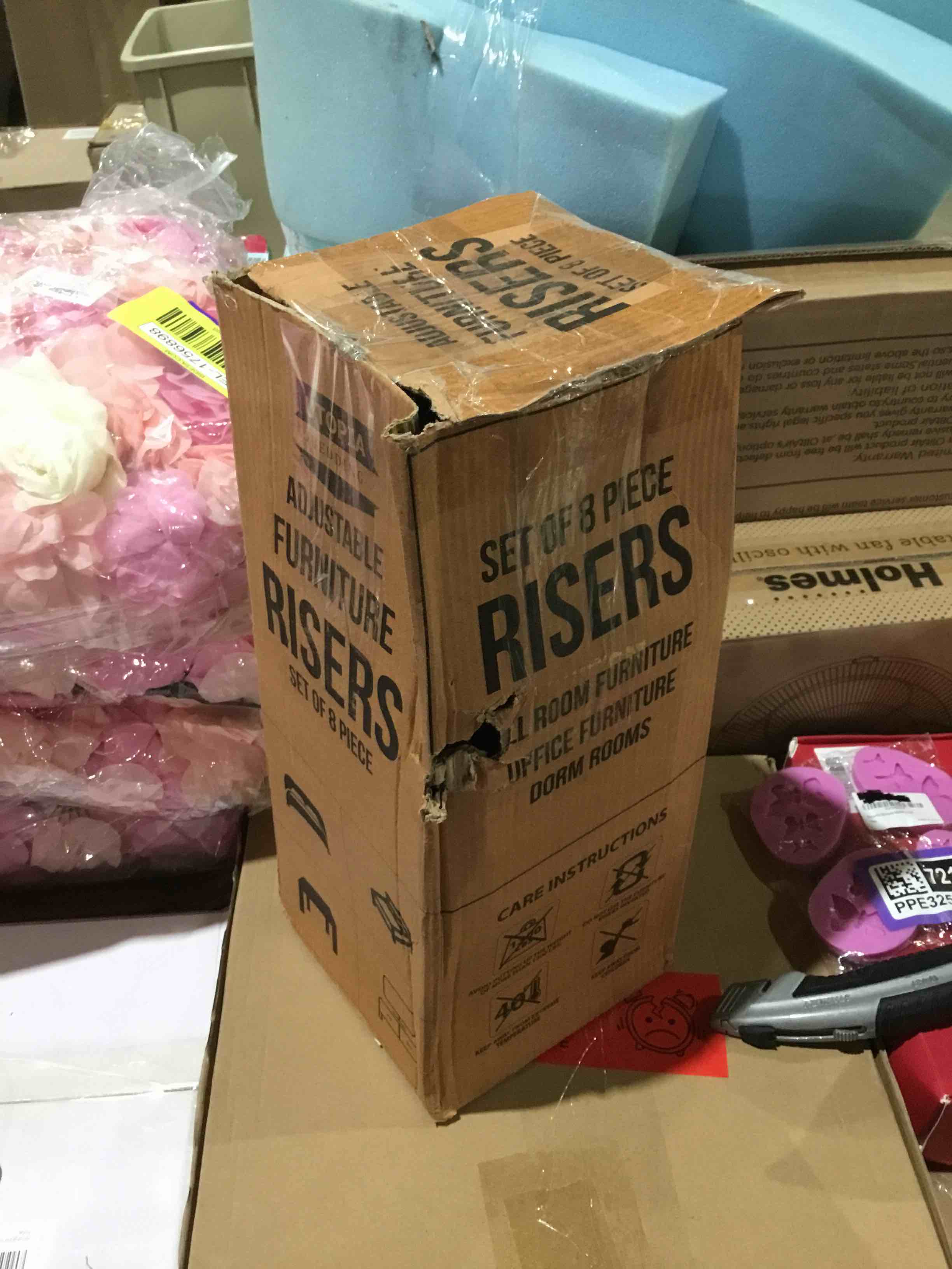 https://s3.amazonaws.com/lotting-images-prod/bidfta/YEL1756903_1760383269900.jpeg