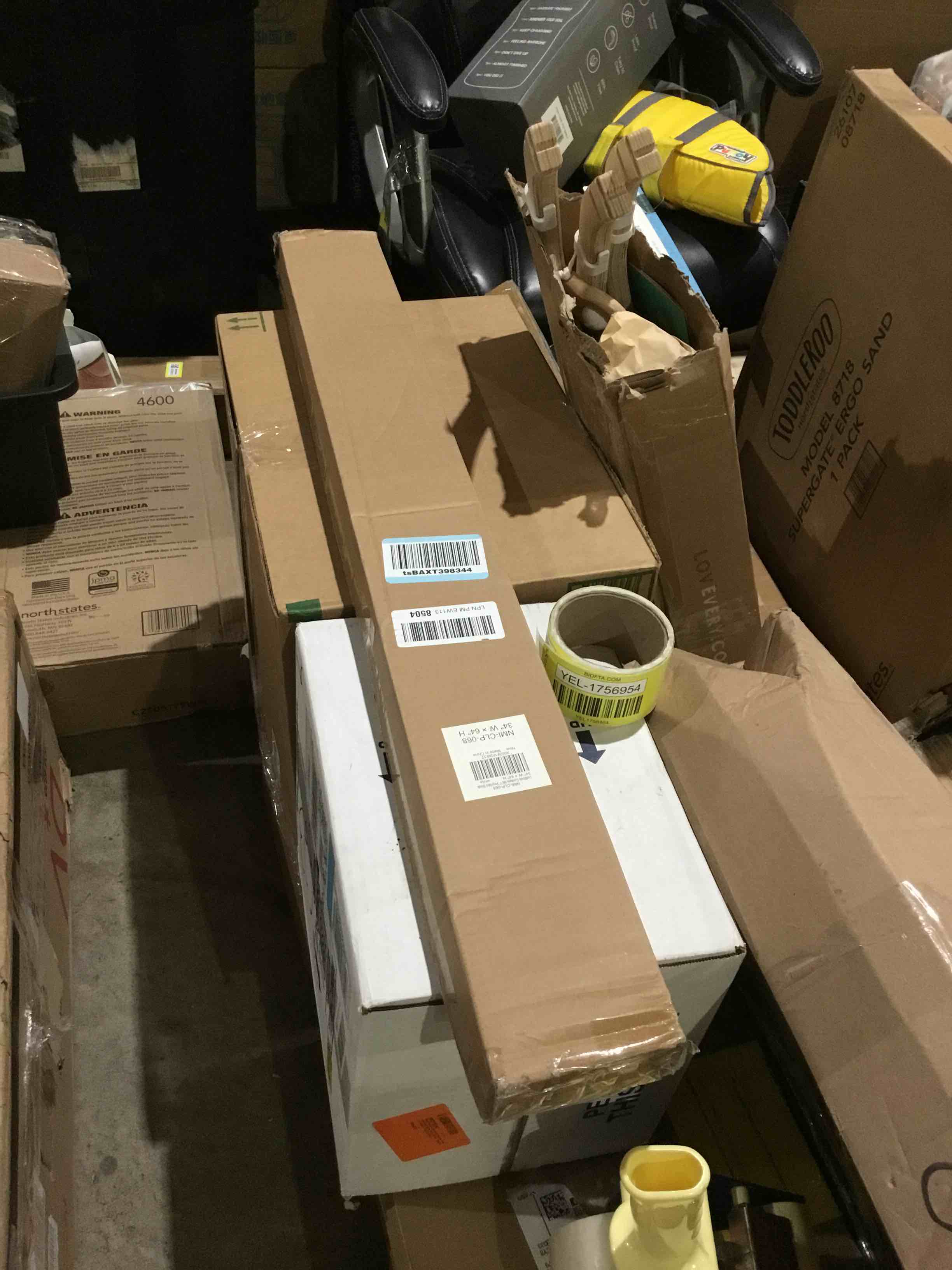 https://s3.amazonaws.com/lotting-images-prod/bidfta/YEL1756955_1760455048657.jpeg
