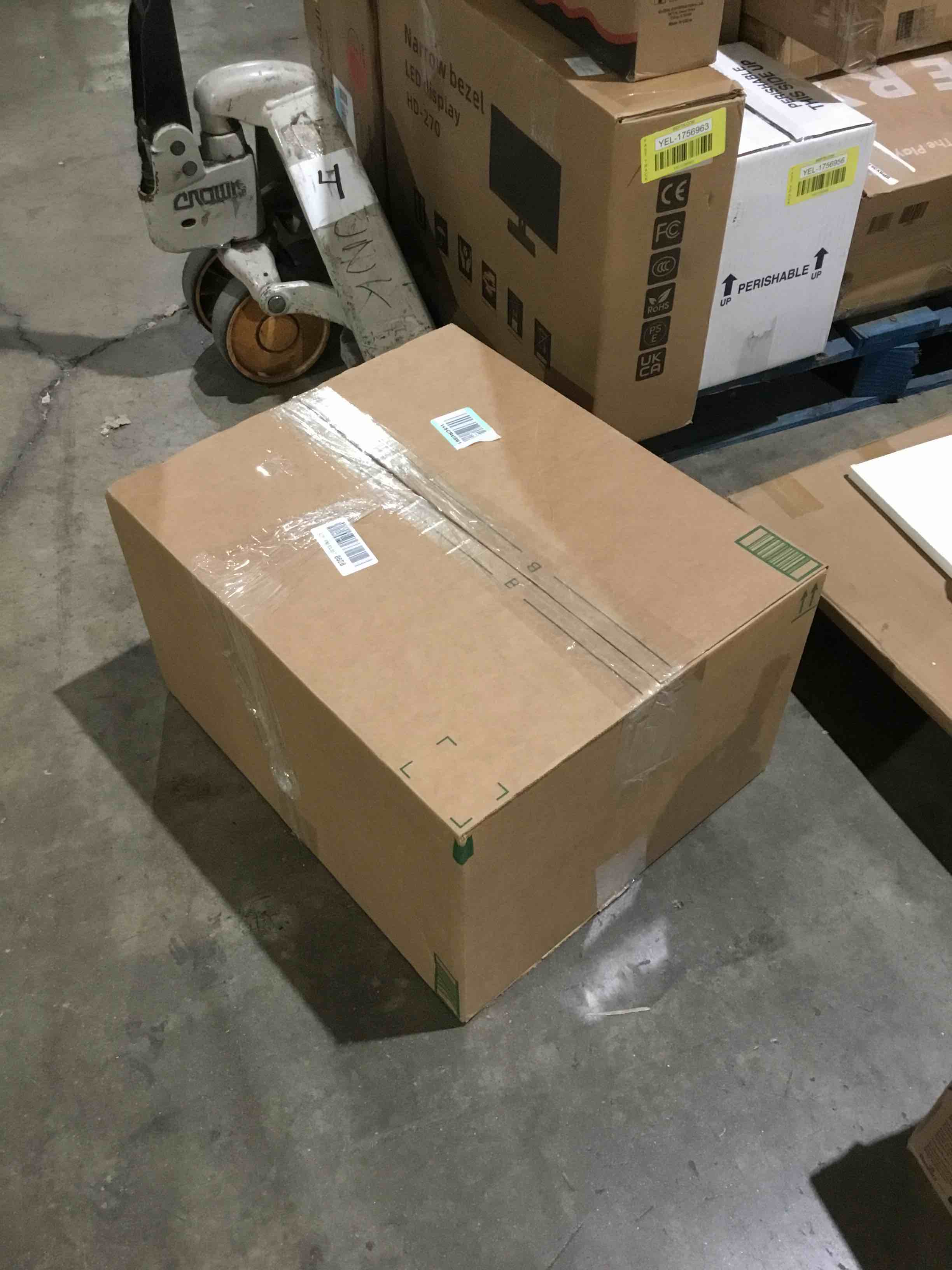 https://s3.amazonaws.com/lotting-images-prod/bidfta/YEL1756970_1760462606780.jpeg