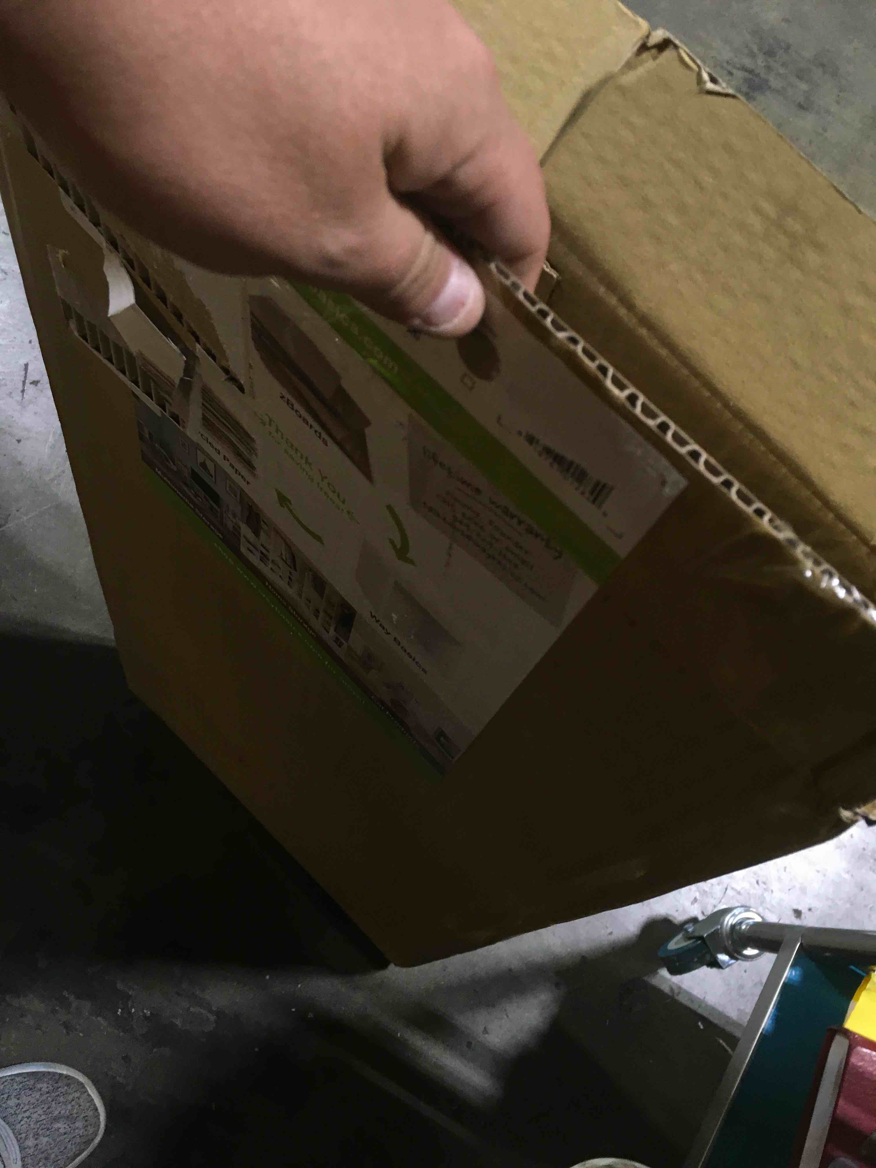 https://s3.amazonaws.com/lotting-images-prod/bidfta/YEL2038853_1660659949733.jpeg