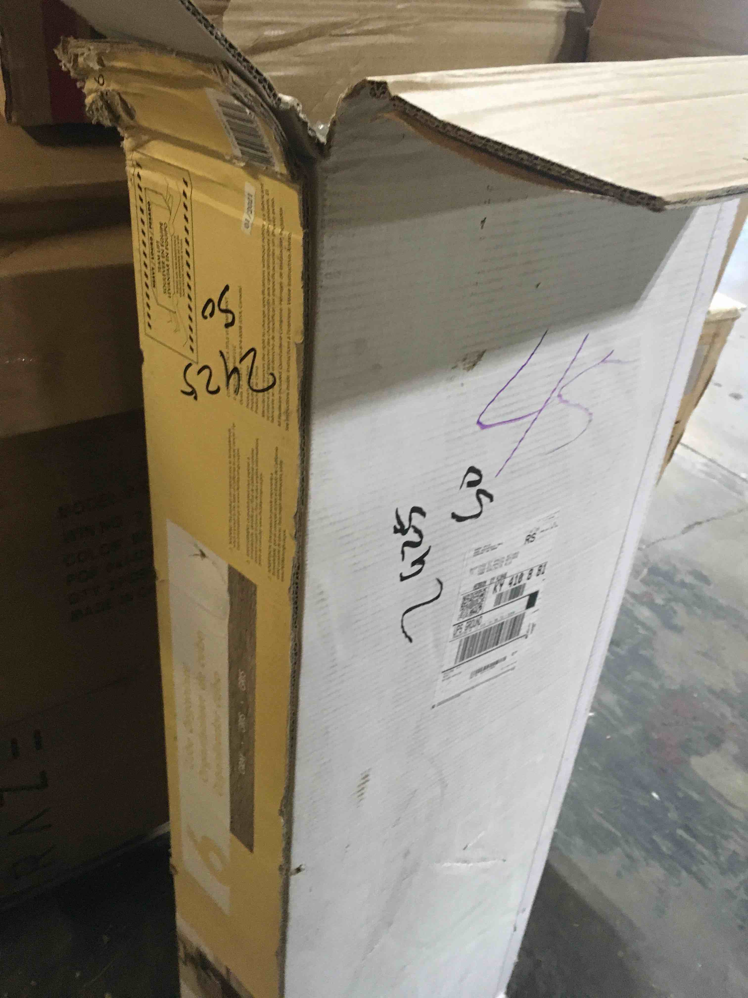 https://s3.amazonaws.com/lotting-images-prod/bidfta/YEL2038867_1660661370692.jpeg