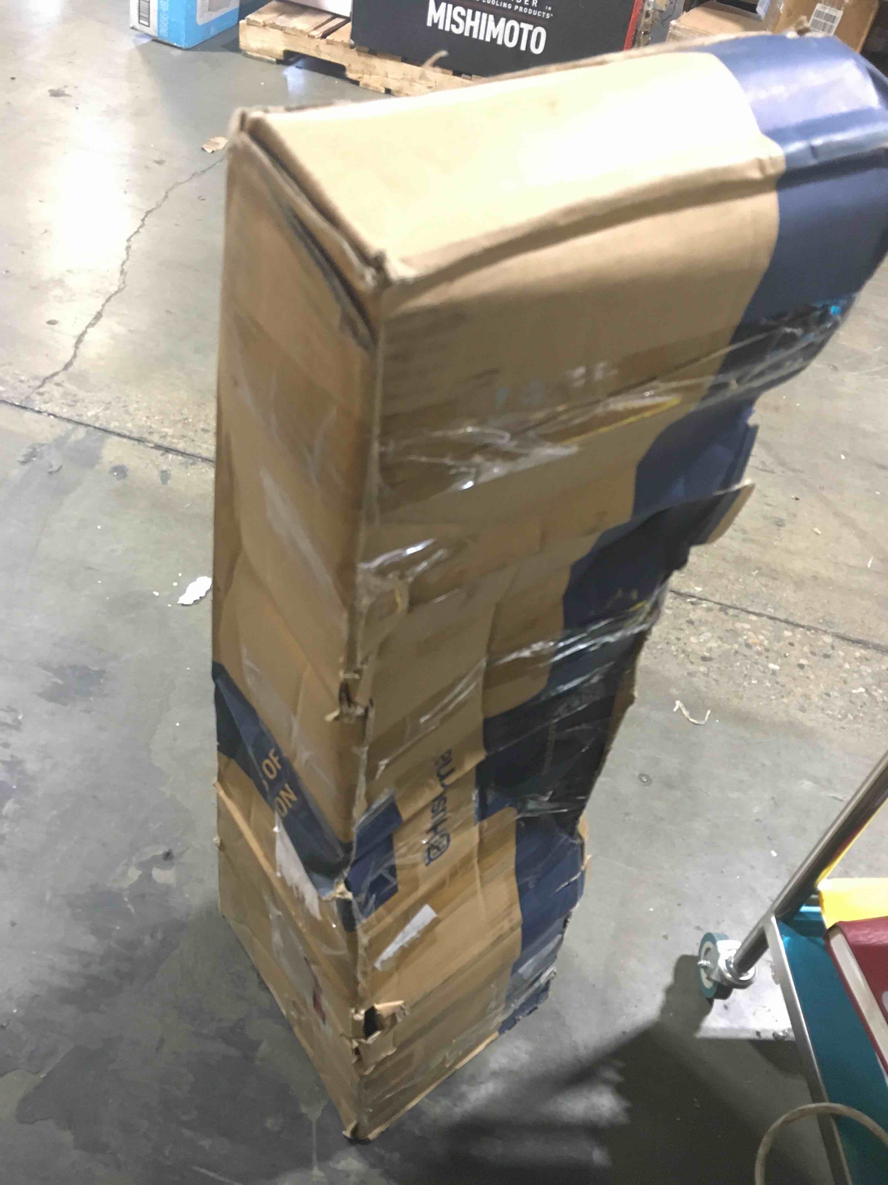 https://s3.amazonaws.com/lotting-images-prod/bidfta/YEL2038879_1660662058293.jpeg