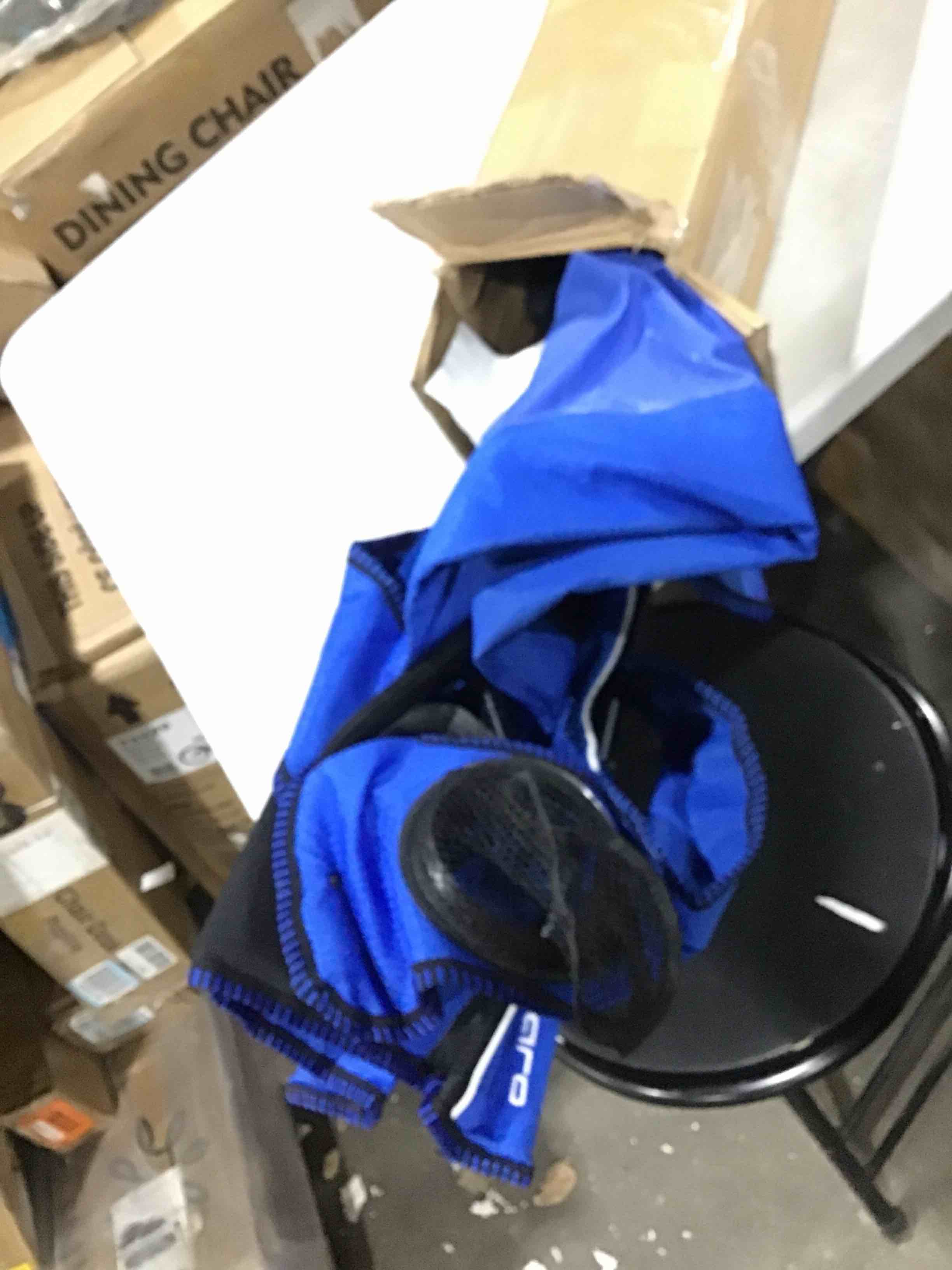 https://s3.amazonaws.com/lotting-images-prod/bidfta/YEL2069039_1647983333608.jpeg