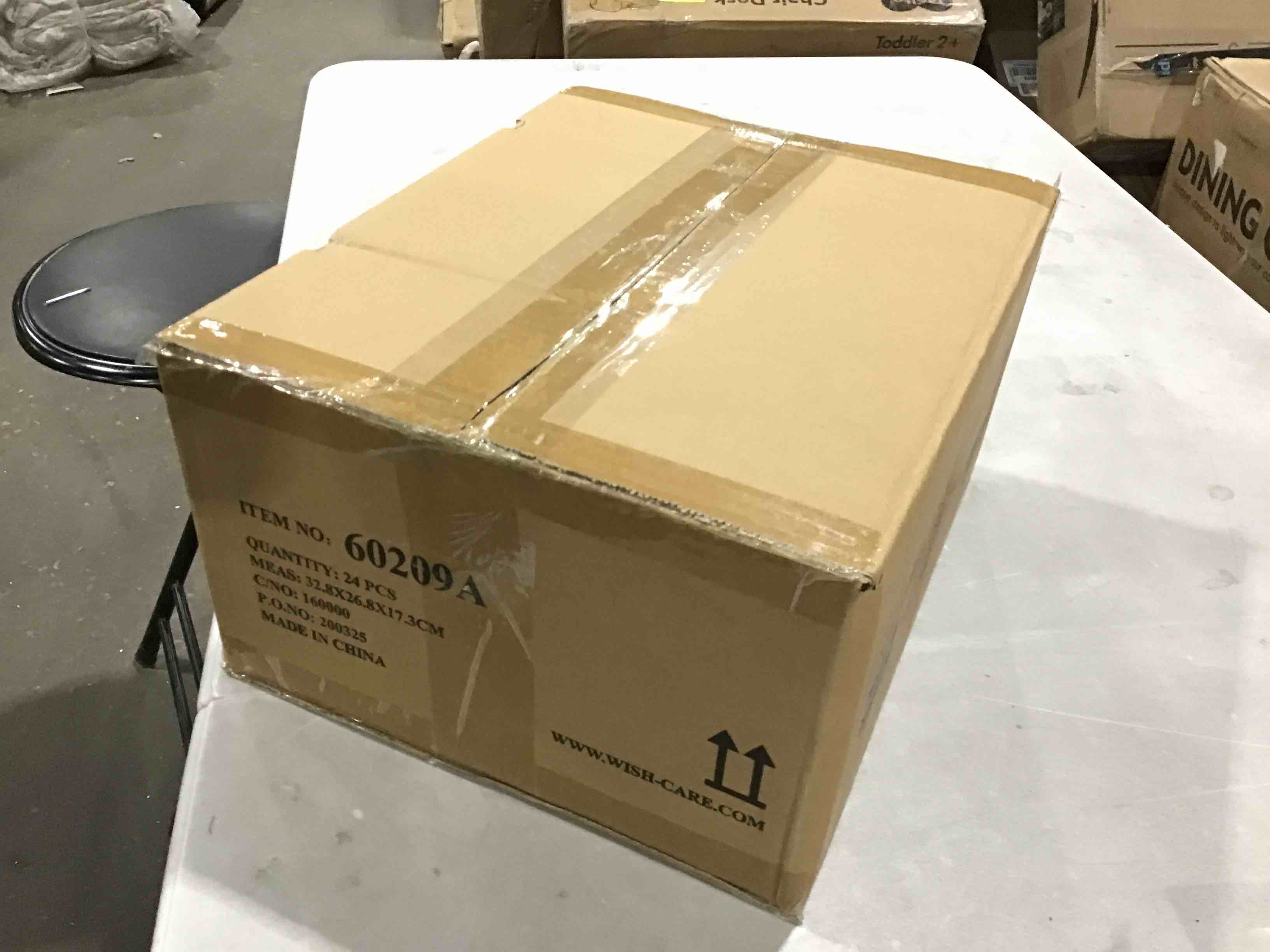 https://s3.amazonaws.com/lotting-images-prod/bidfta/YEL2069043_1647982860152.jpeg