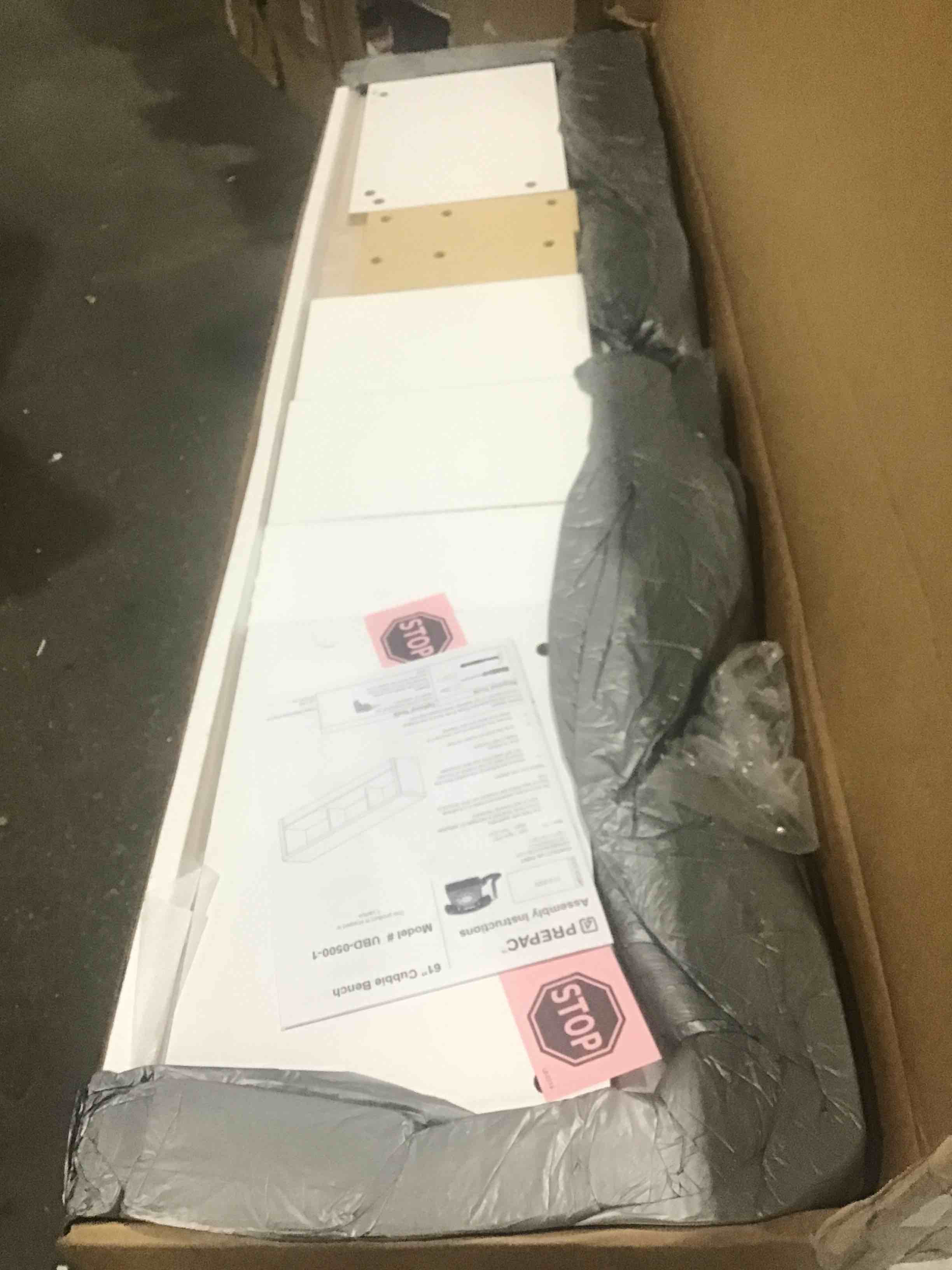 https://s3.amazonaws.com/lotting-images-prod/bidfta/YEL2069080_1647958232667.jpeg
