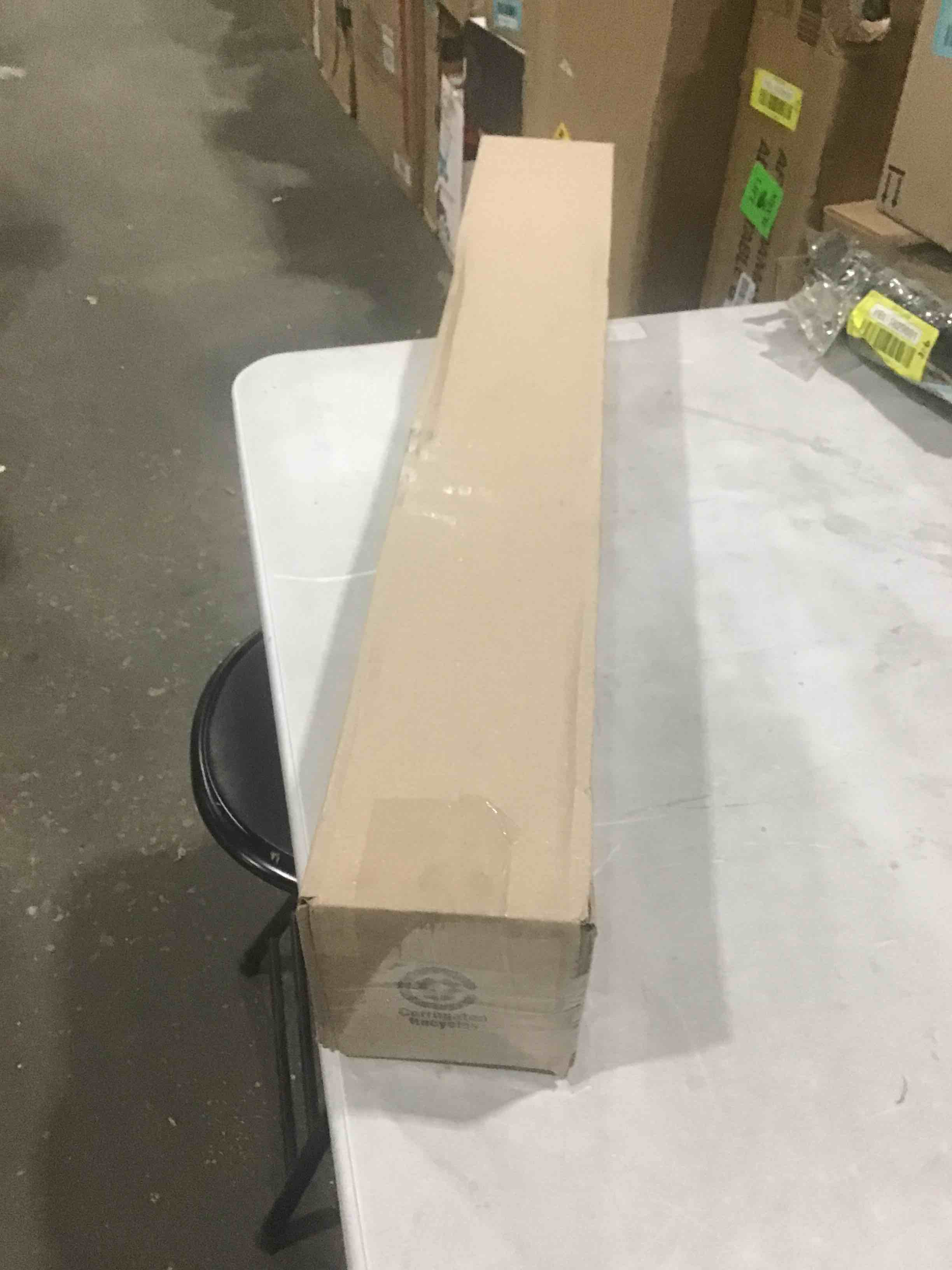https://s3.amazonaws.com/lotting-images-prod/bidfta/YEL2069092_1647963854846.jpeg