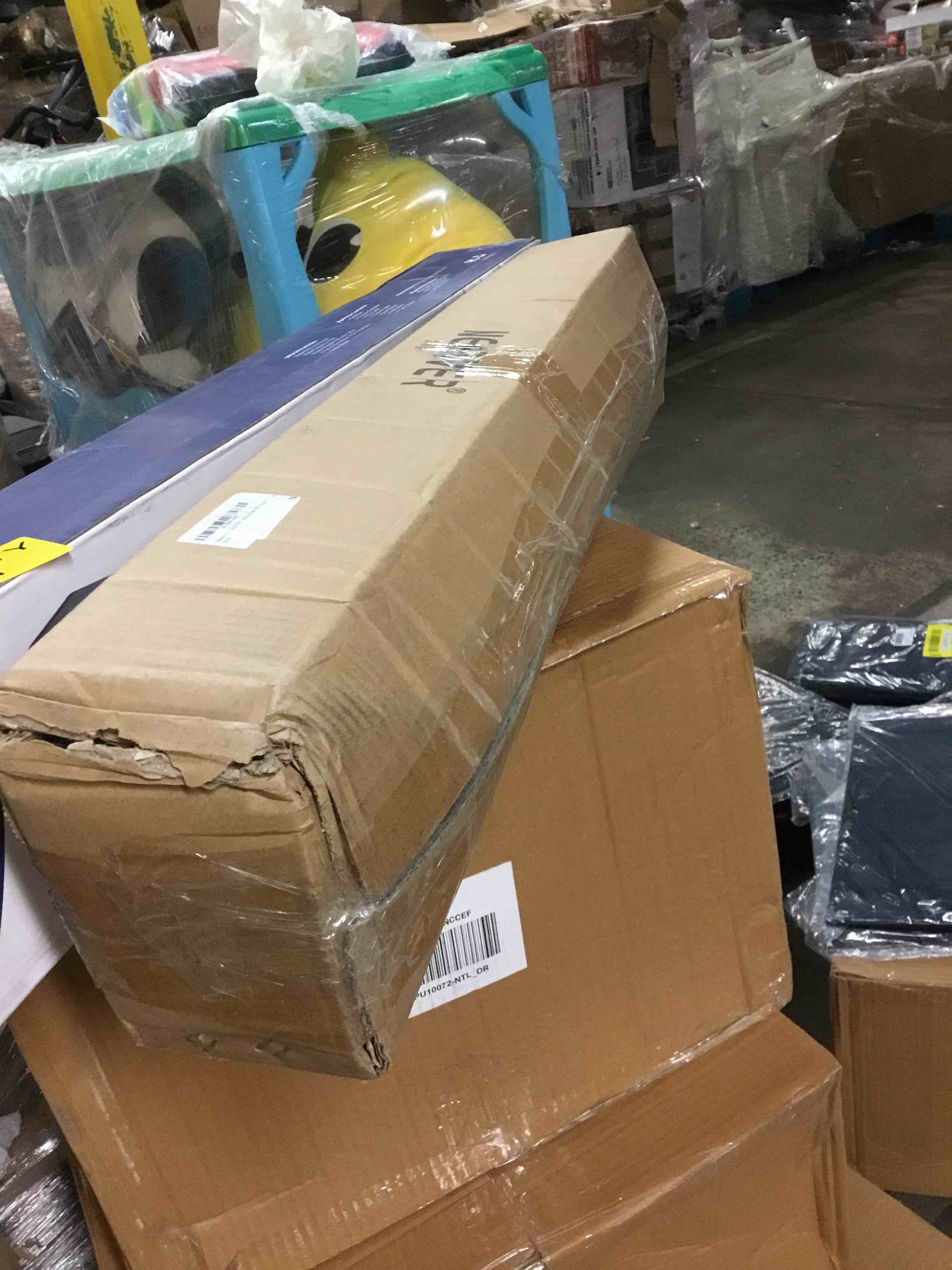 https://s3.amazonaws.com/lotting-images-prod/bidfta/YEL2202663_1653399554101.jpeg
