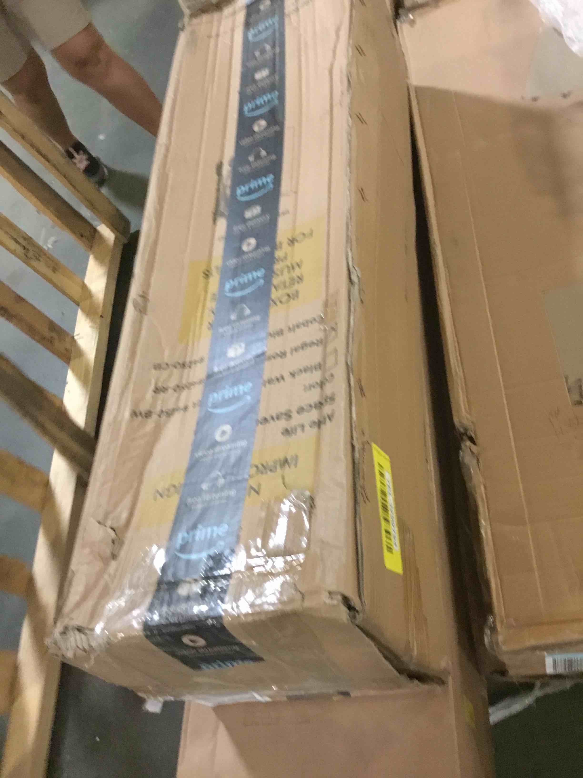 https://s3.amazonaws.com/lotting-images-prod/bidfta/YEL3299794_1660751372689.jpeg