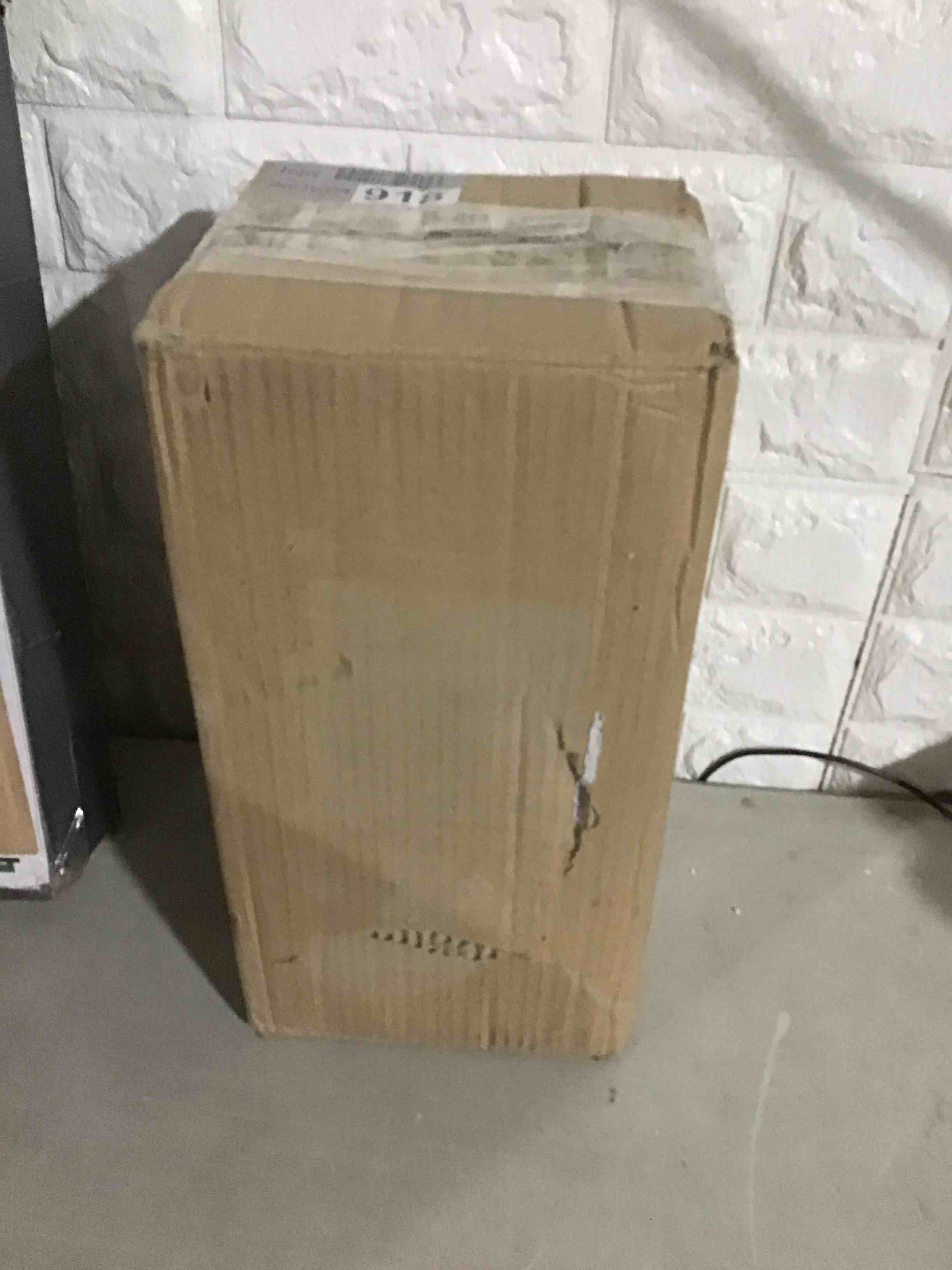 https://s3.amazonaws.com/lotting-images-prod/bidfta/YEL3304924_1690465264409.jpeg