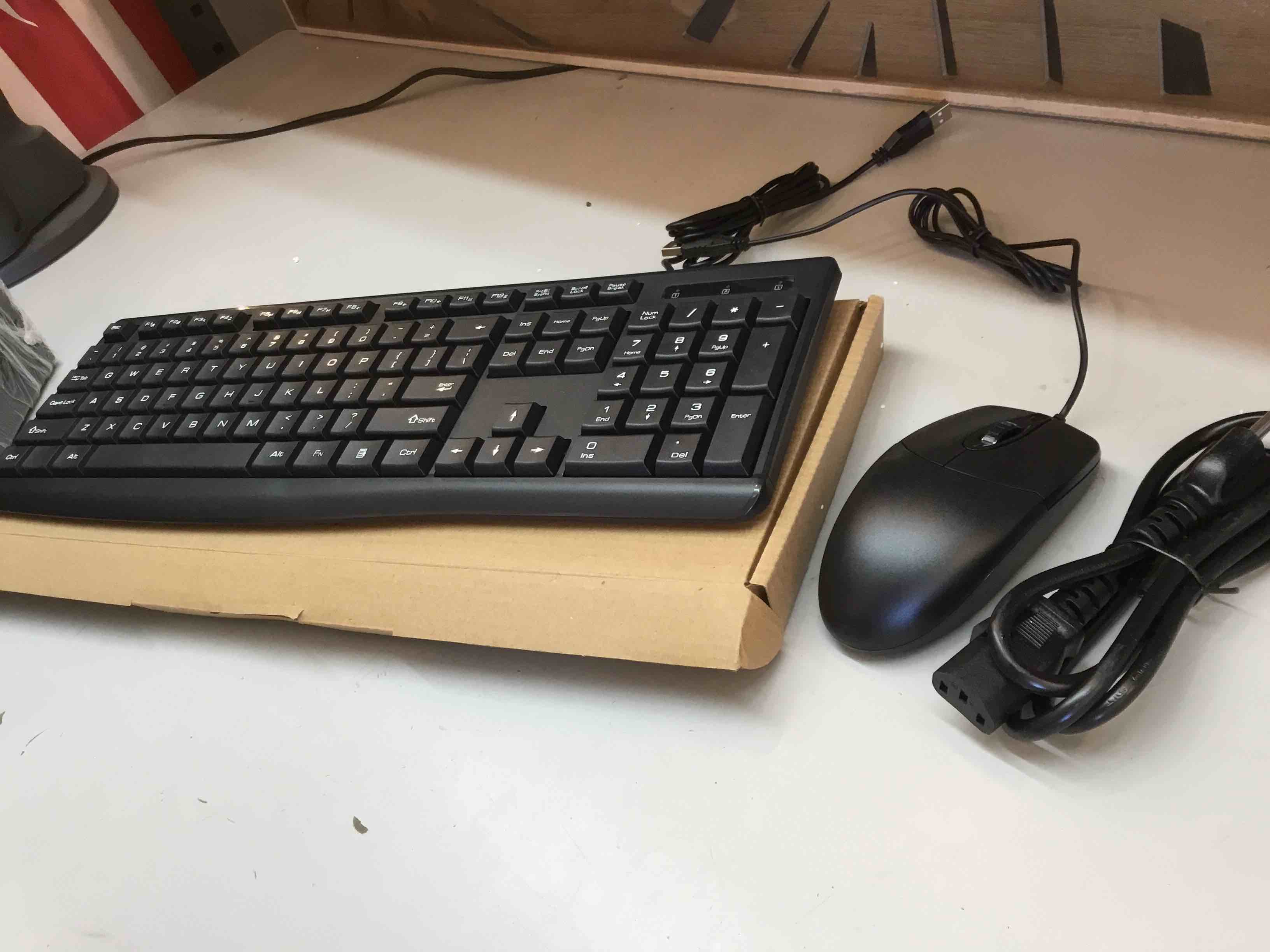 https://s3.amazonaws.com/lotting-images-prod/bidfta/YEL3480224_1668010565721.jpeg