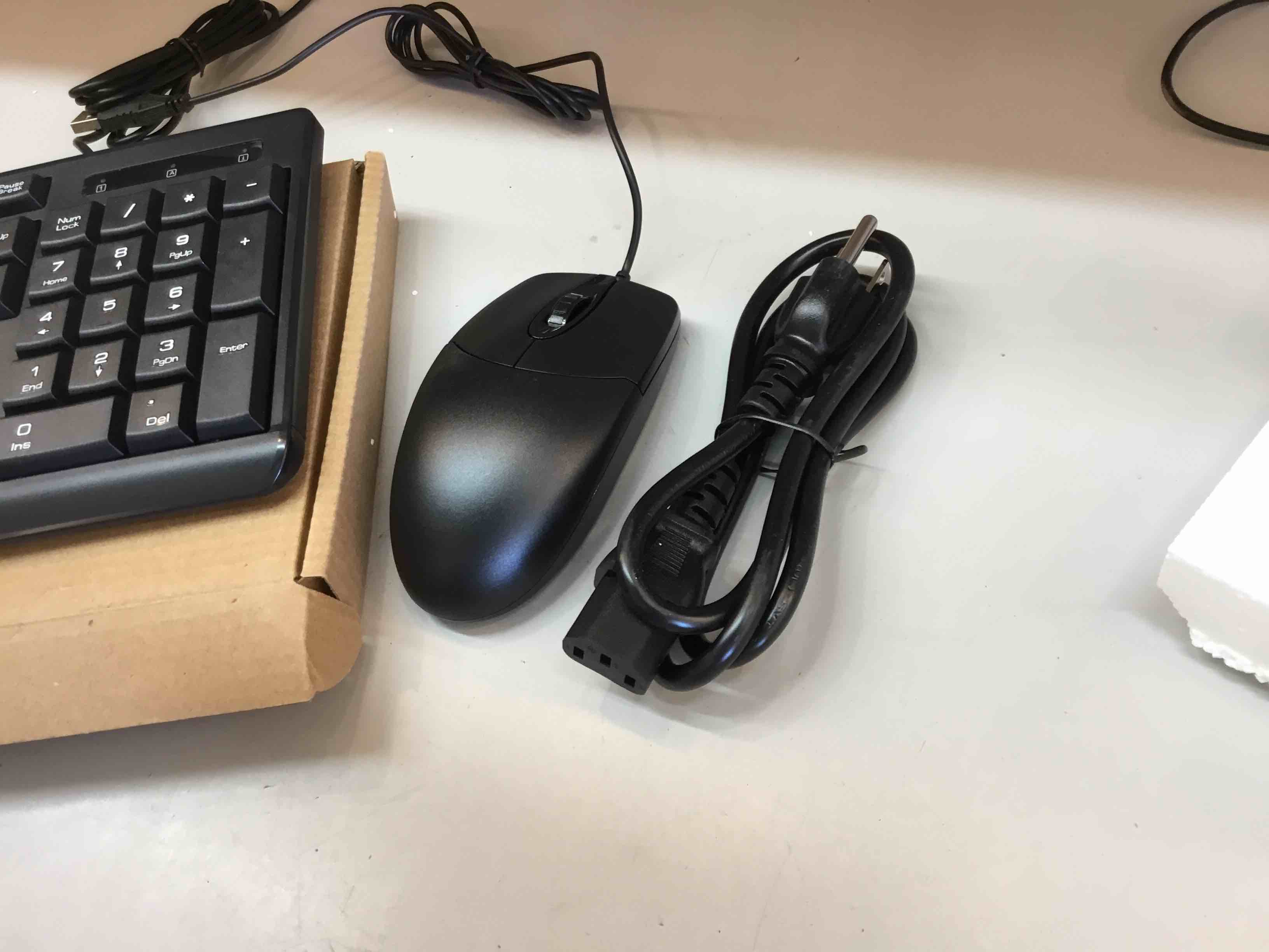 https://s3.amazonaws.com/lotting-images-prod/bidfta/YEL3480224_1668010568634.jpeg